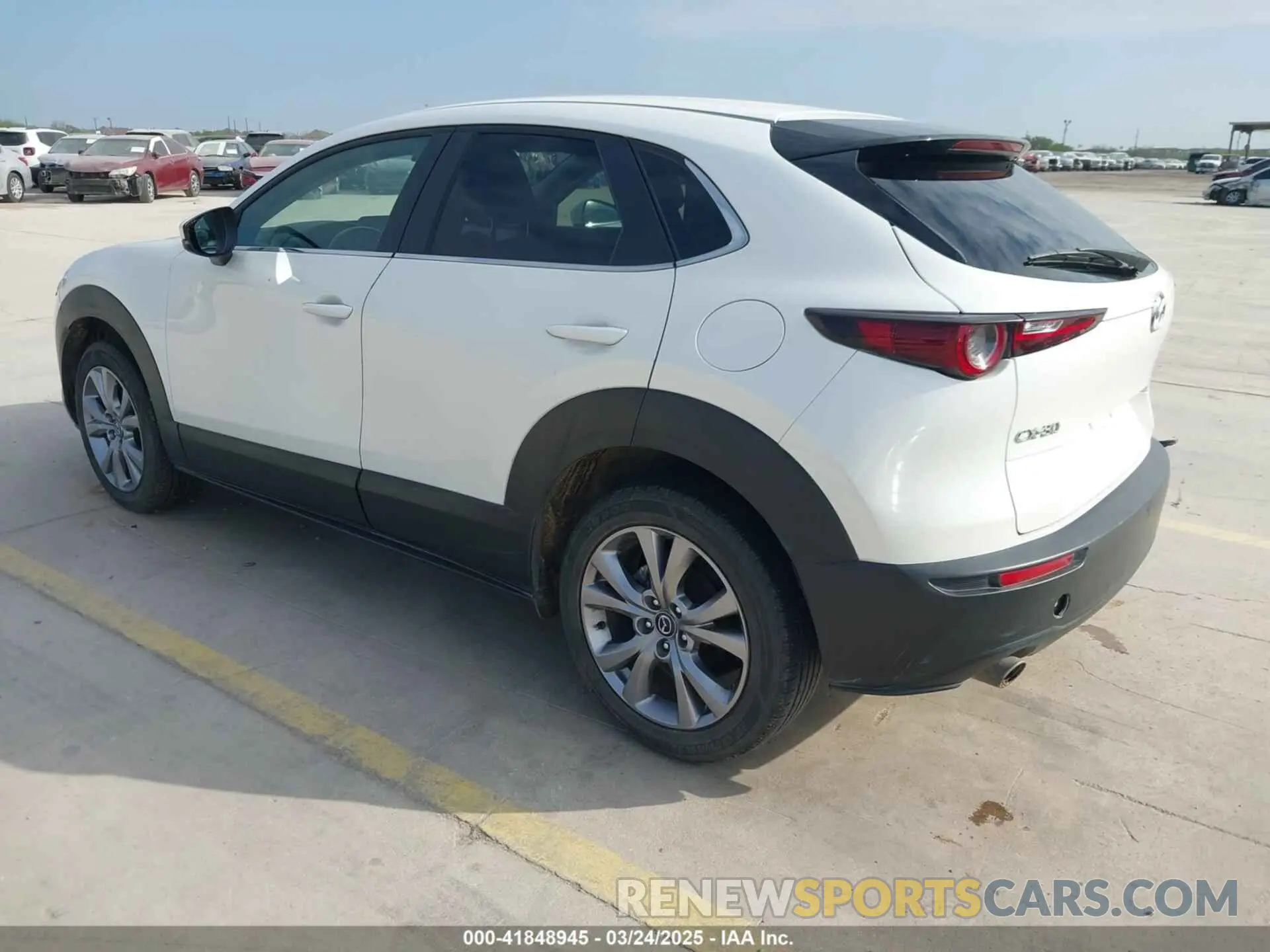 3 Photograph of a damaged car 3MVDMABL1MM248505 MAZDA CX-30 2021