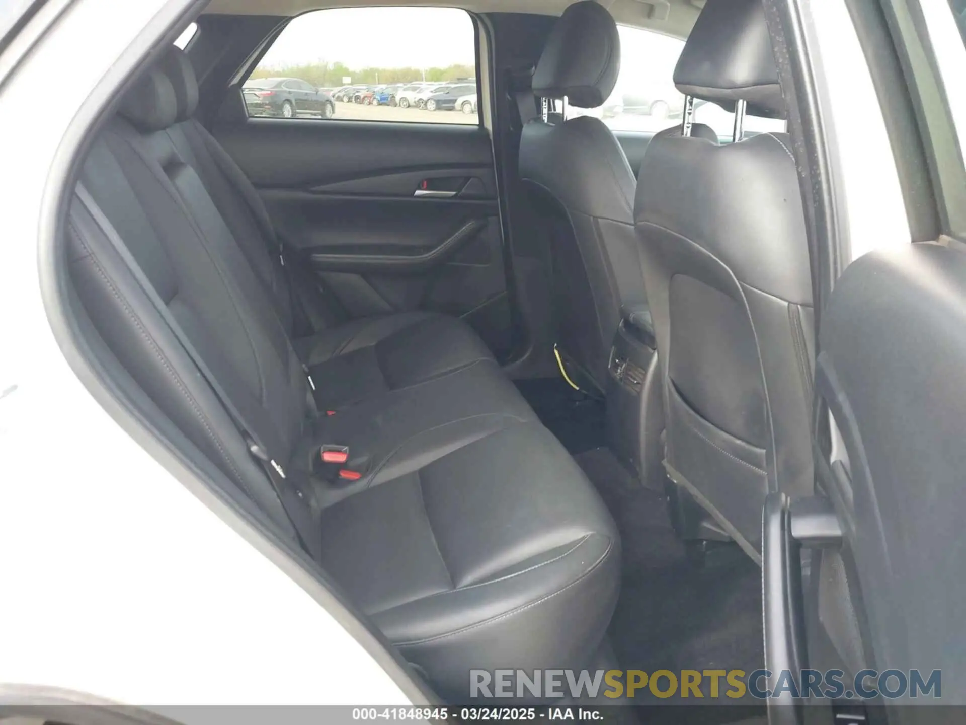 8 Photograph of a damaged car 3MVDMABL1MM248505 MAZDA CX-30 2021