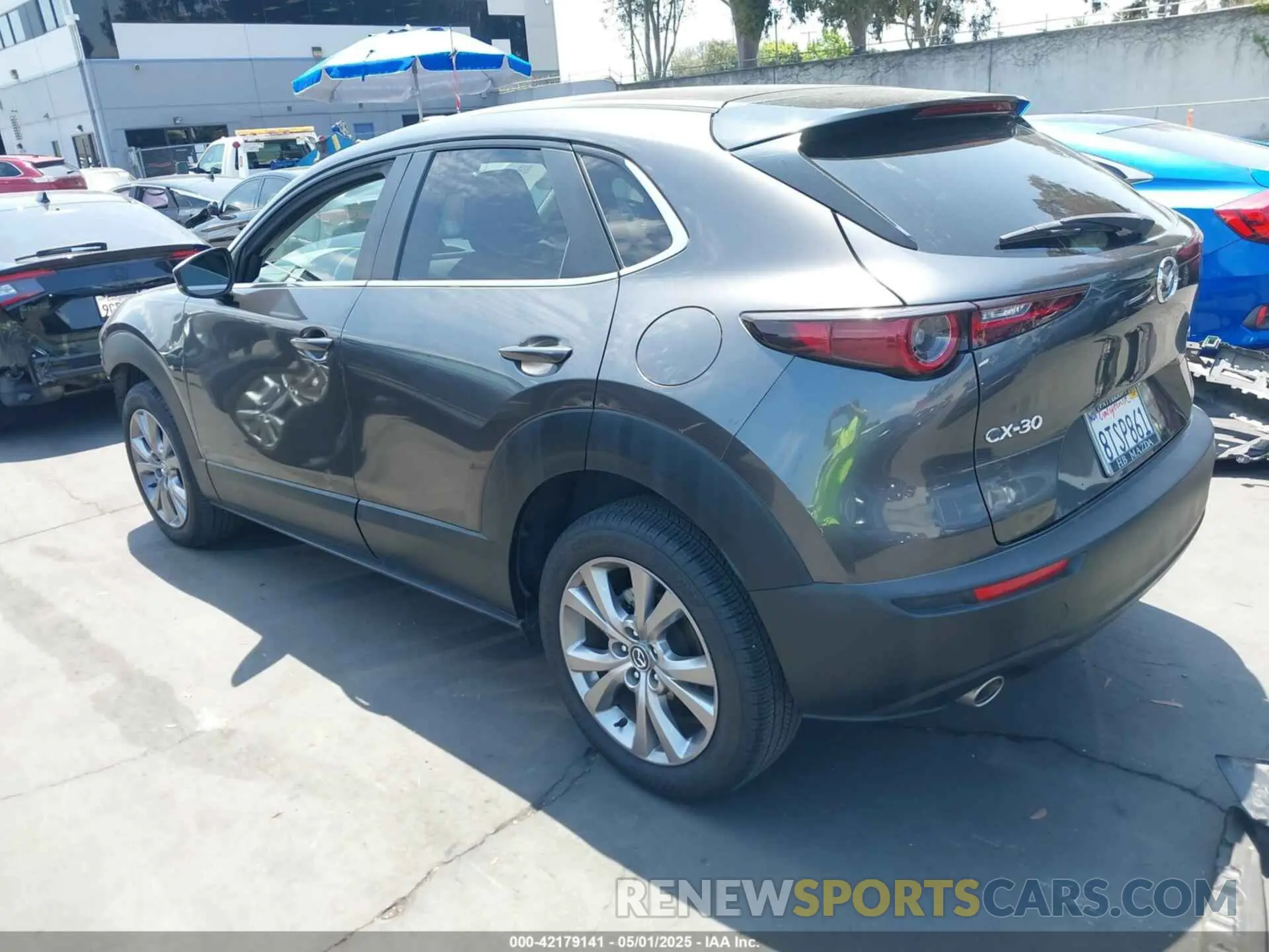 3 Фотография поврежденного автомобиля 3MVDMABL4MM205308 MAZDA CX-30 2021
