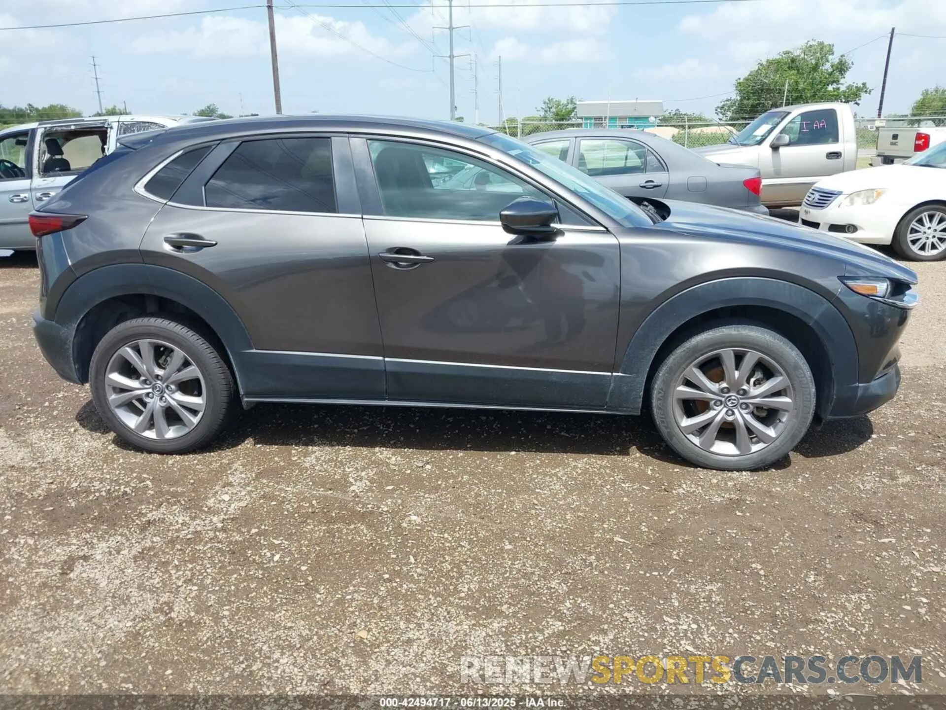13 Photograph of a damaged car 3MVDMABL7MM221566 MAZDA CX-30 2021