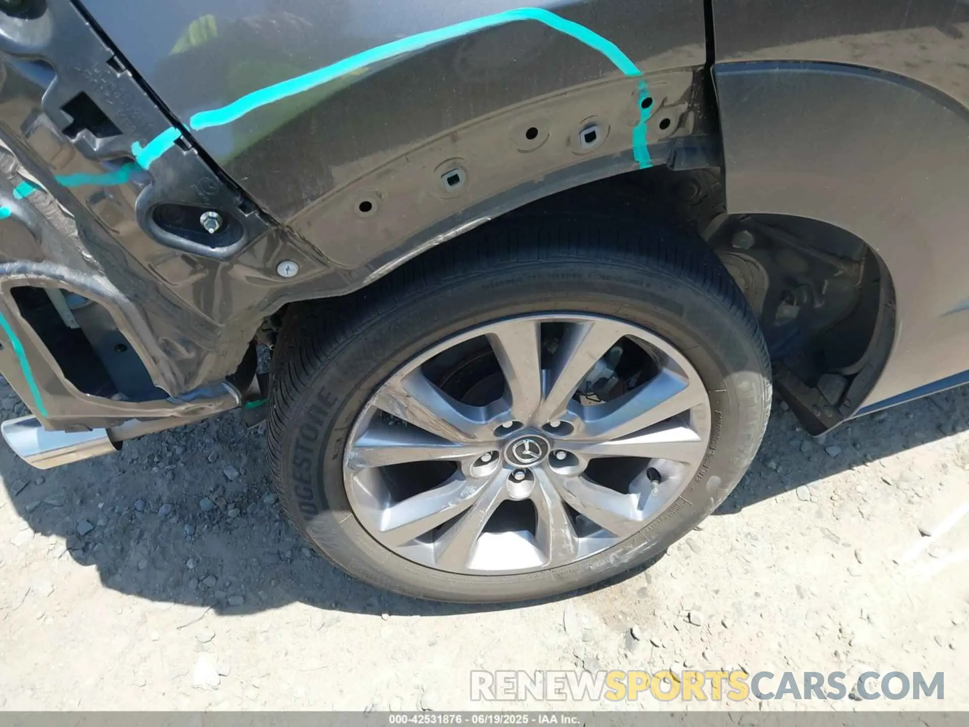 20 Фотография поврежденного автомобиля 3MVDMACL4MM213844 MAZDA CX-30 2021