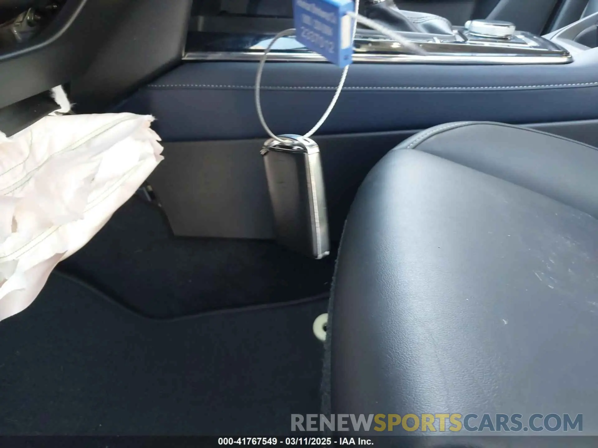 11 Photograph of a damaged car 3MVDMACL7MM209903 MAZDA CX-30 2021