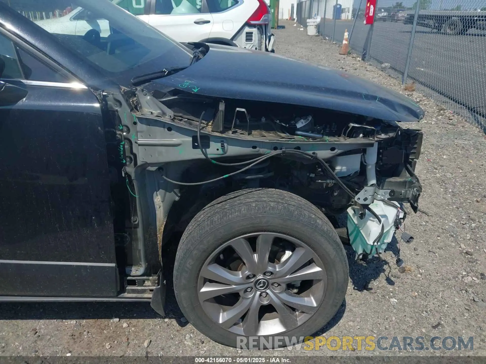 6 Photograph of a damaged car 3MVDMADL7MM211889 MAZDA CX-30 2021
