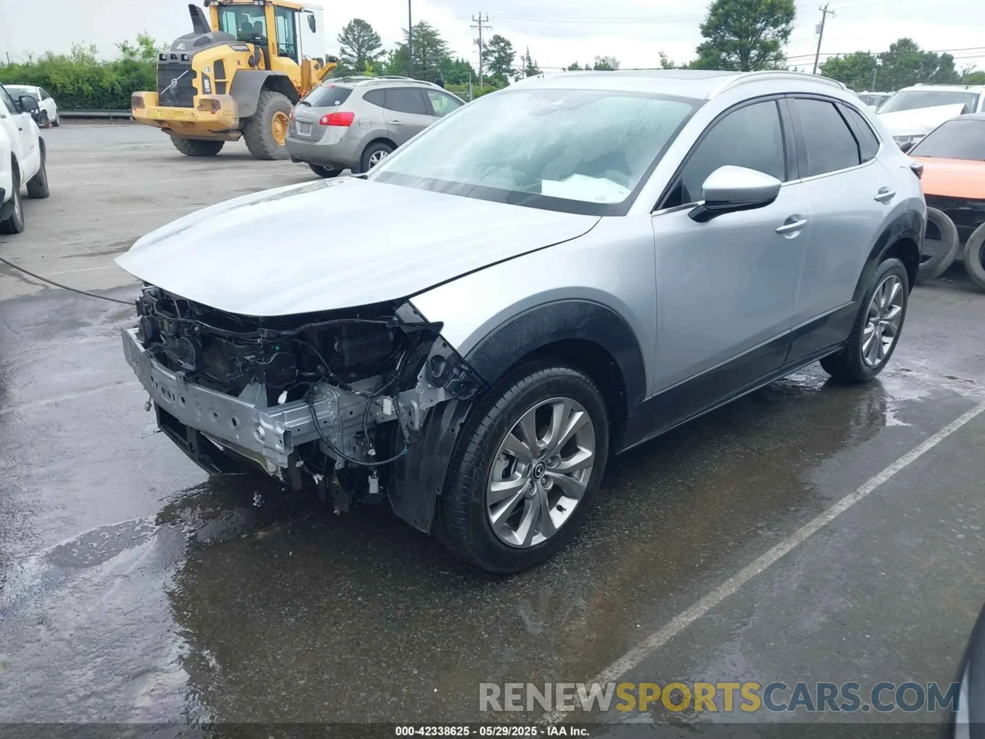 2 Photograph of a damaged car 3MVDMADL7MM252507 MAZDA CX-30 2021