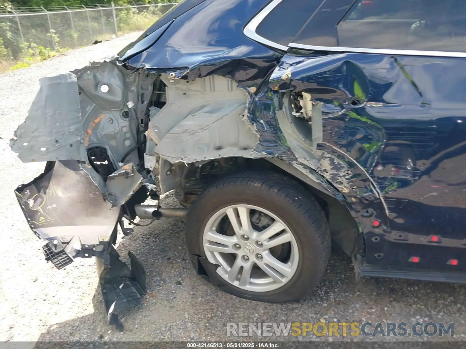 17 Photograph of a damaged car 3MVDMADLXMM201583 MAZDA CX-30 2021