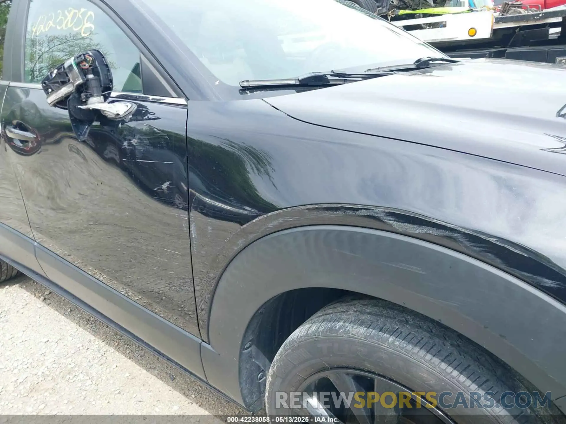 19 Photograph of a damaged car 3MVDMBAYXMM249218 MAZDA CX-30 2021