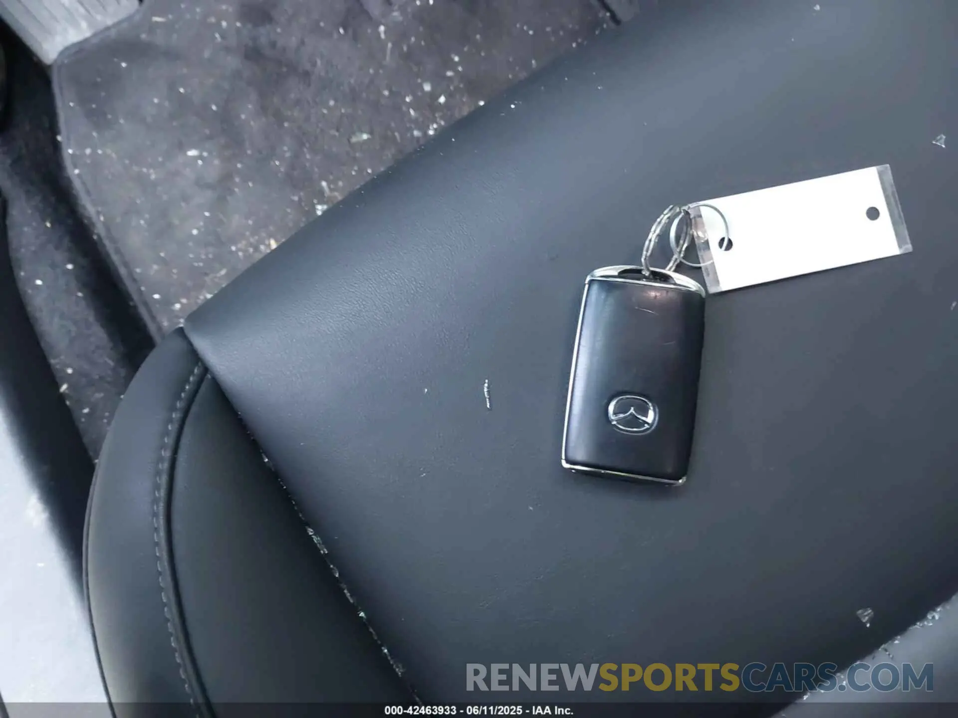 11 Photograph of a damaged car 3MVDMBBL1MM234920 MAZDA CX-30 2021
