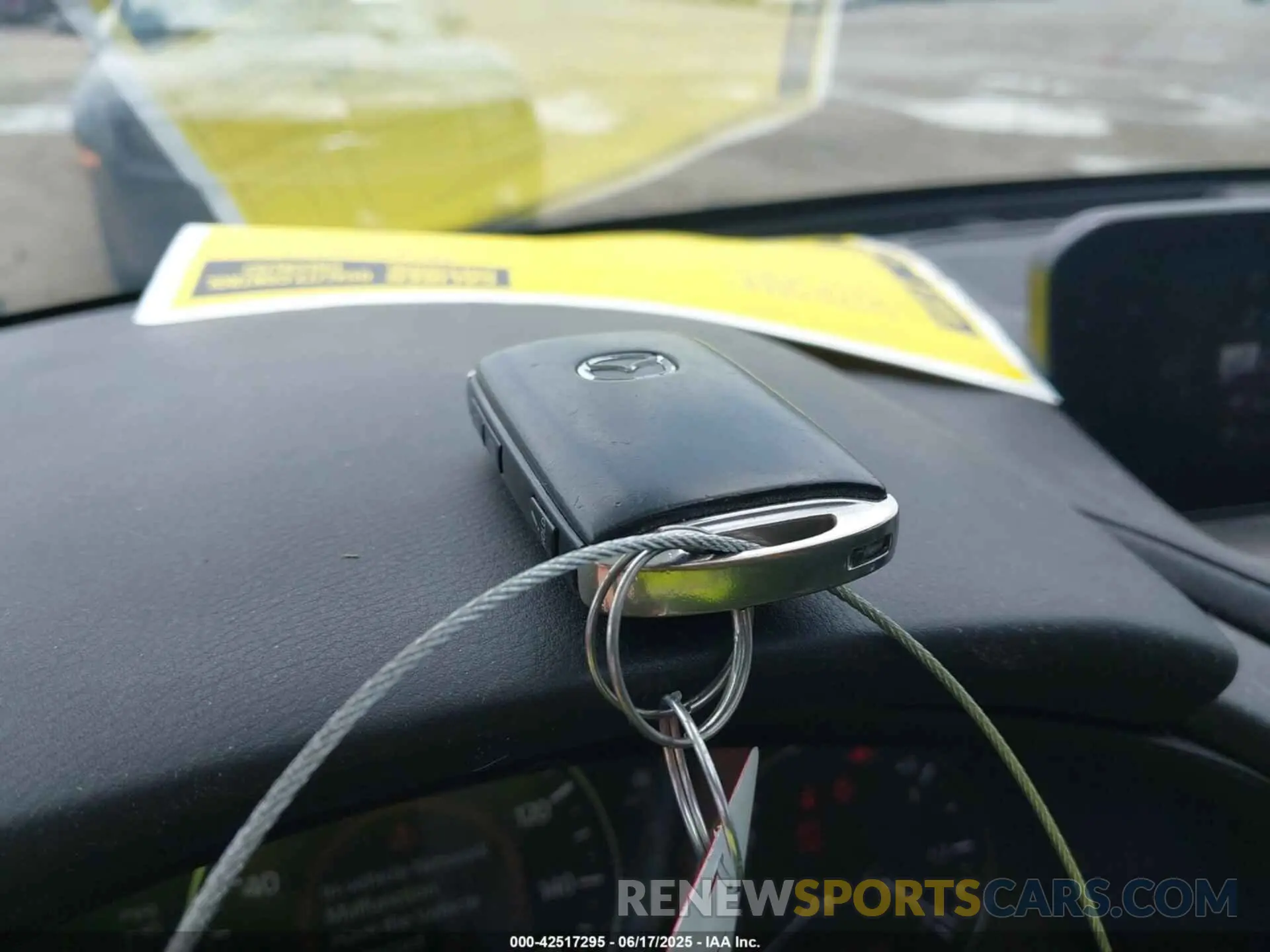 11 Фотография поврежденного автомобиля 3MVDMBBL1MM245514 MAZDA CX-30 2021