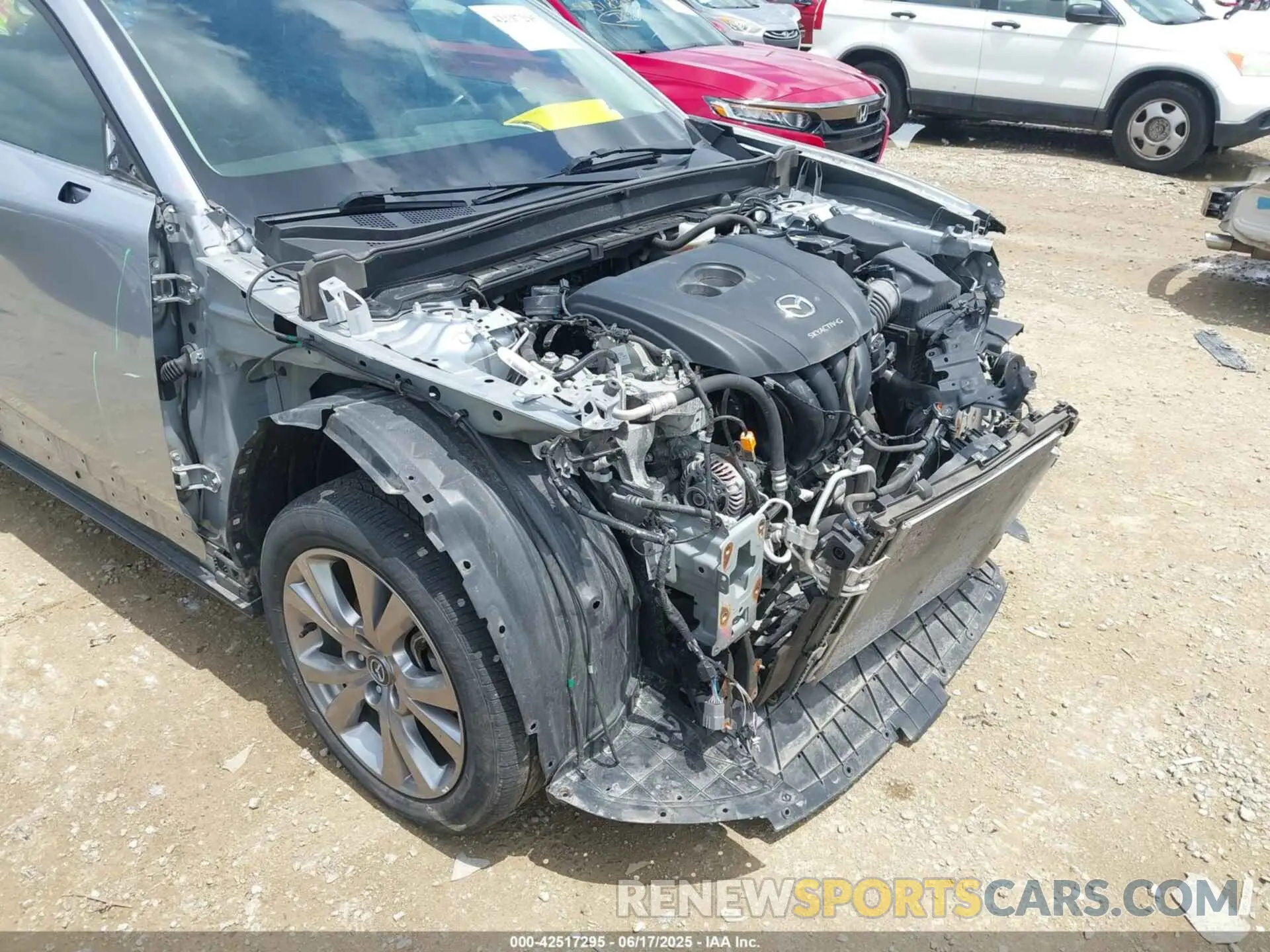 18 Фотография поврежденного автомобиля 3MVDMBBL1MM245514 MAZDA CX-30 2021