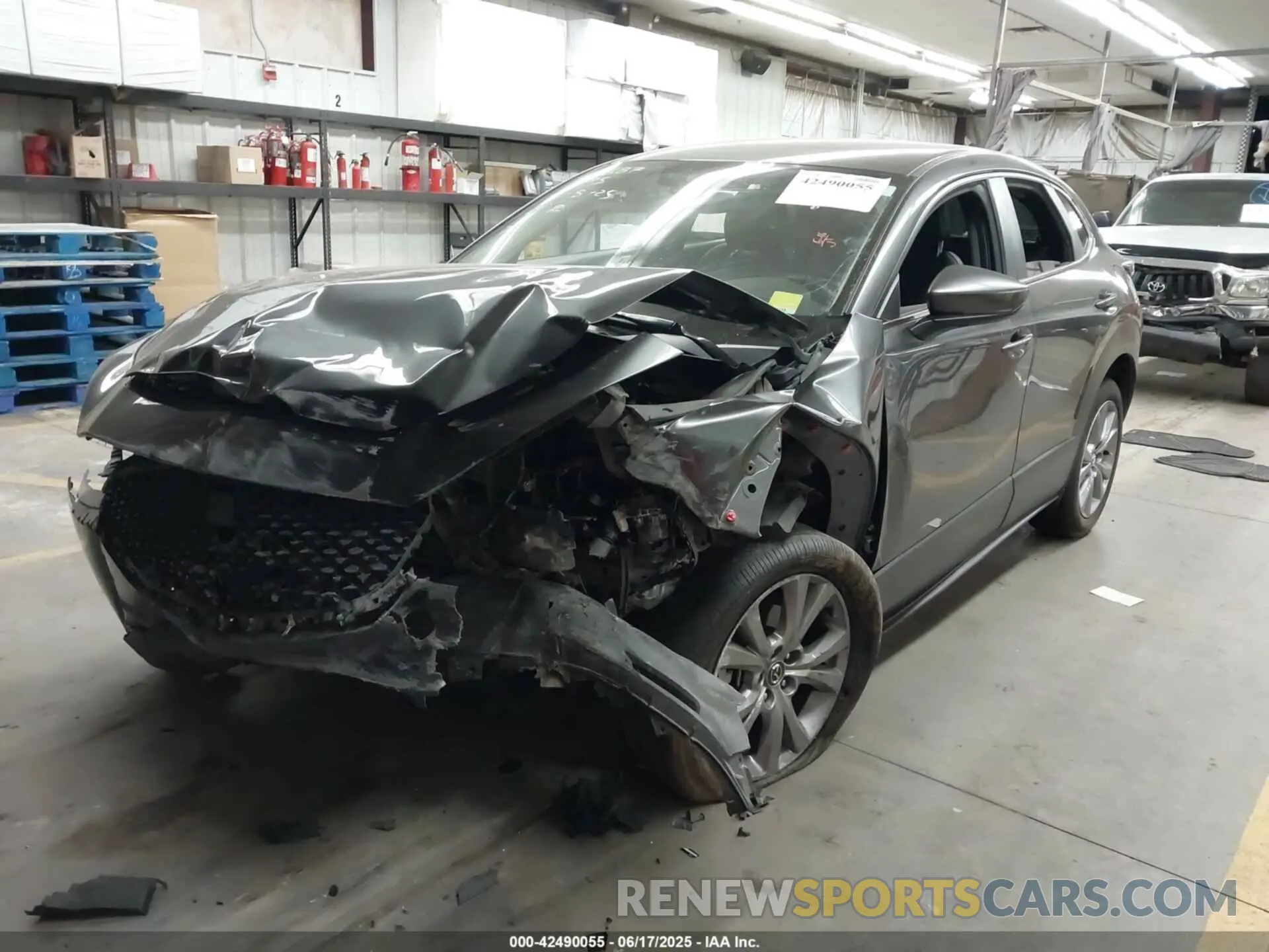 2 Фотография поврежденного автомобиля 3MVDMBBL1MM317215 MAZDA CX-30 2021