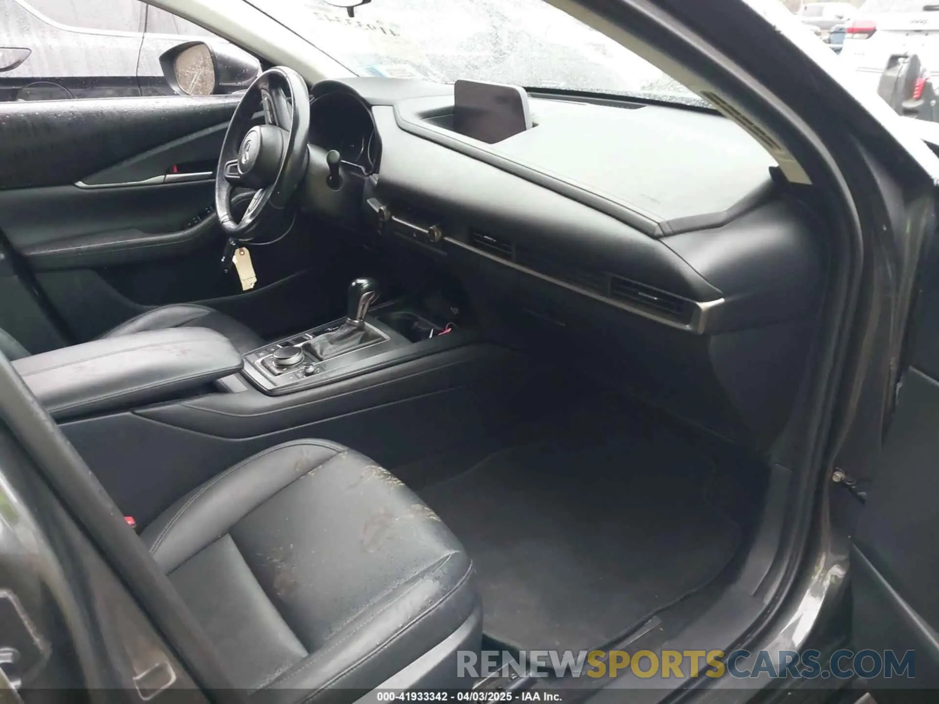 5 Photograph of a damaged car 3MVDMBBL2MM312752 MAZDA CX-30 2021