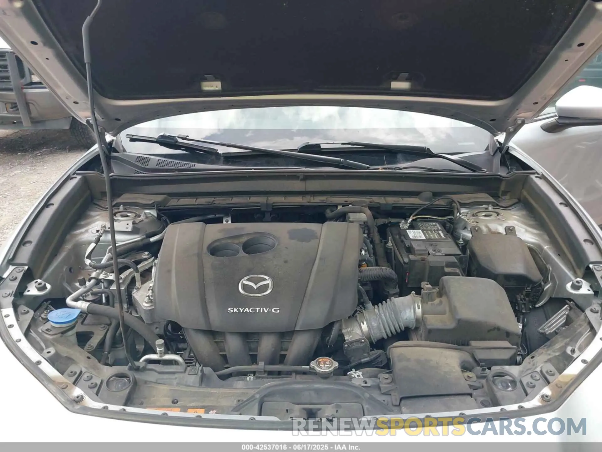 10 Фотография поврежденного автомобиля 3MVDMBBL4MM240615 MAZDA CX-30 2021