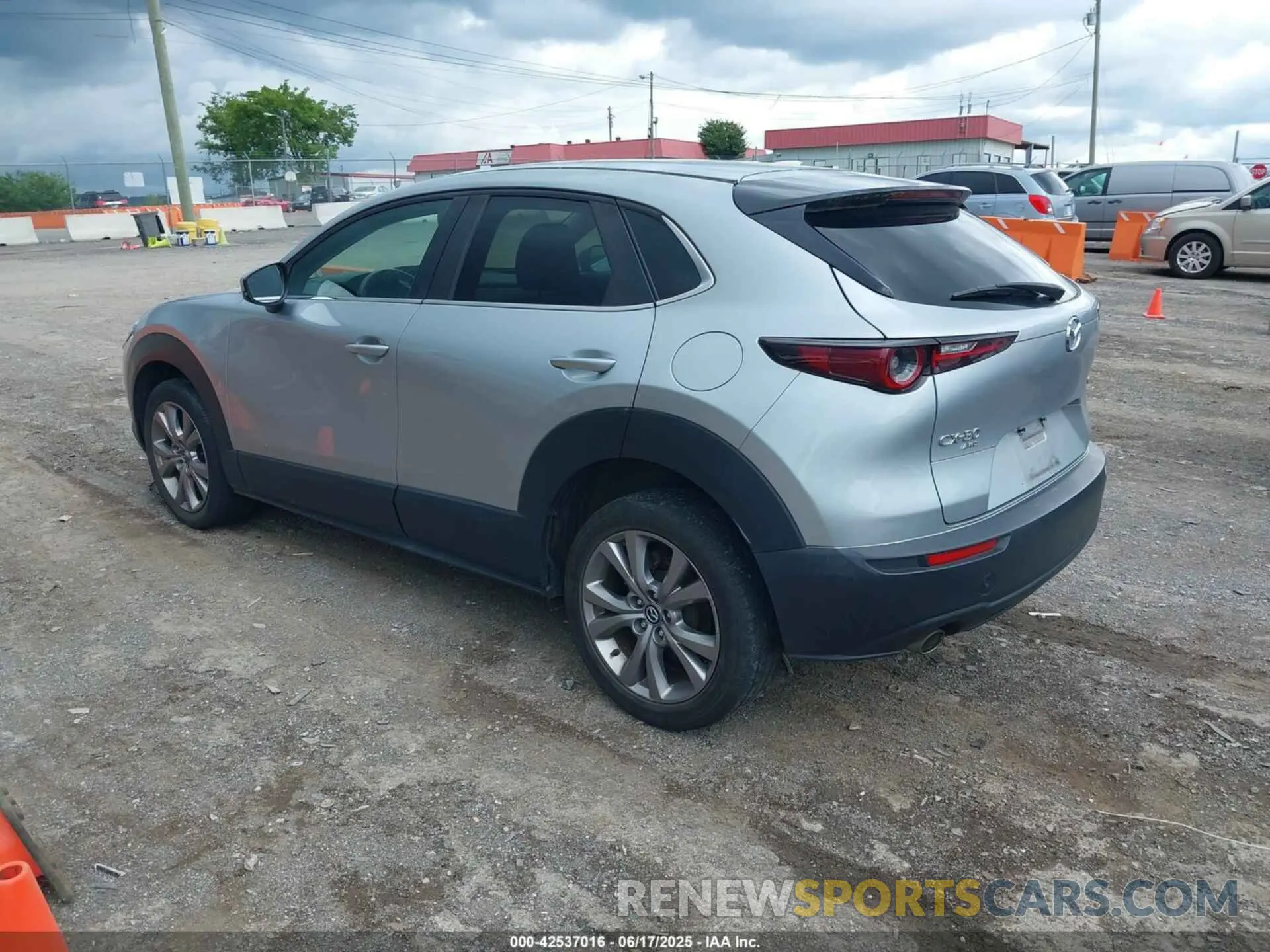 3 Фотография поврежденного автомобиля 3MVDMBBL4MM240615 MAZDA CX-30 2021