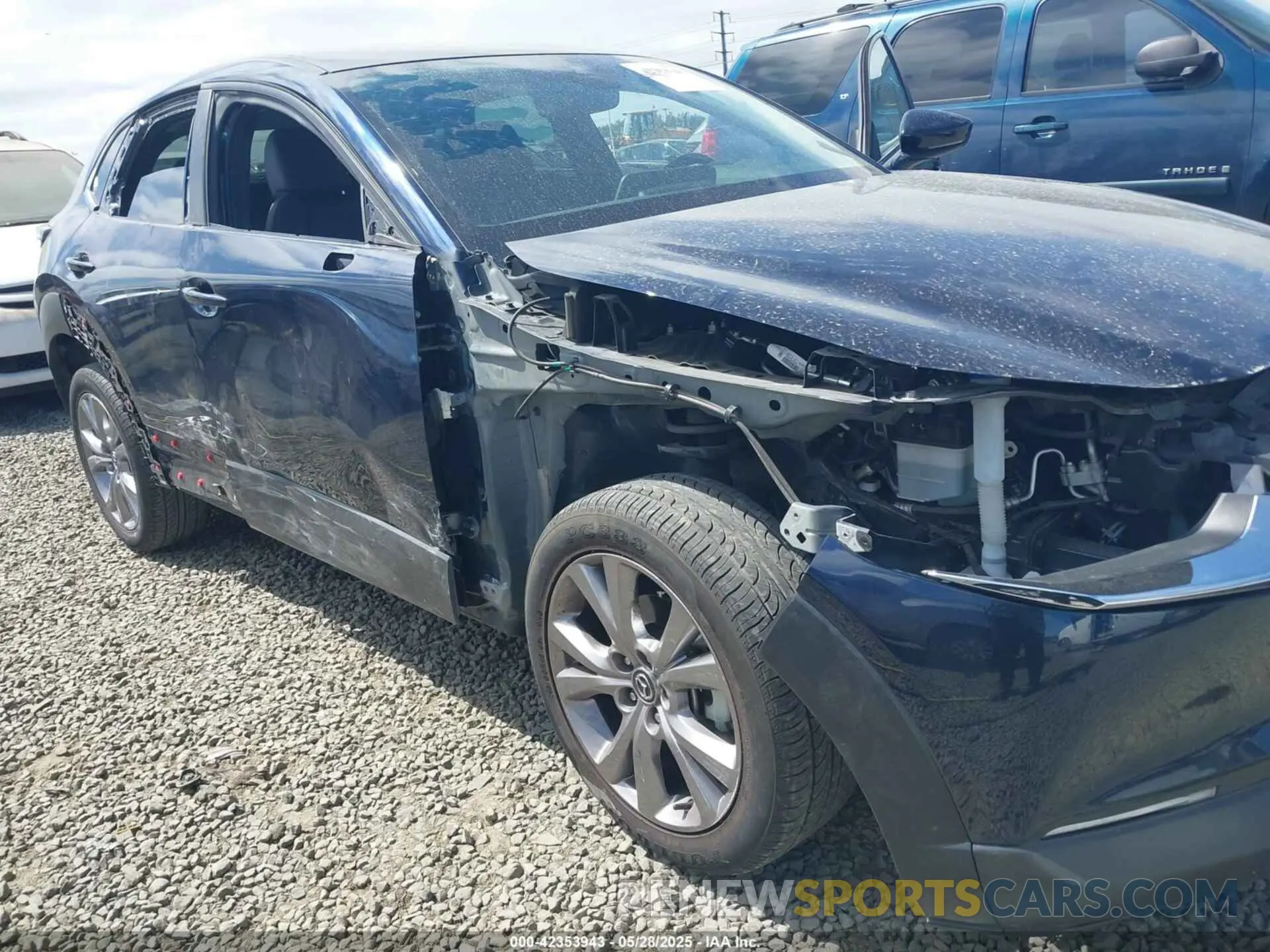 6 Photograph of a damaged car 3MVDMBBL6MM243726 MAZDA CX-30 2021