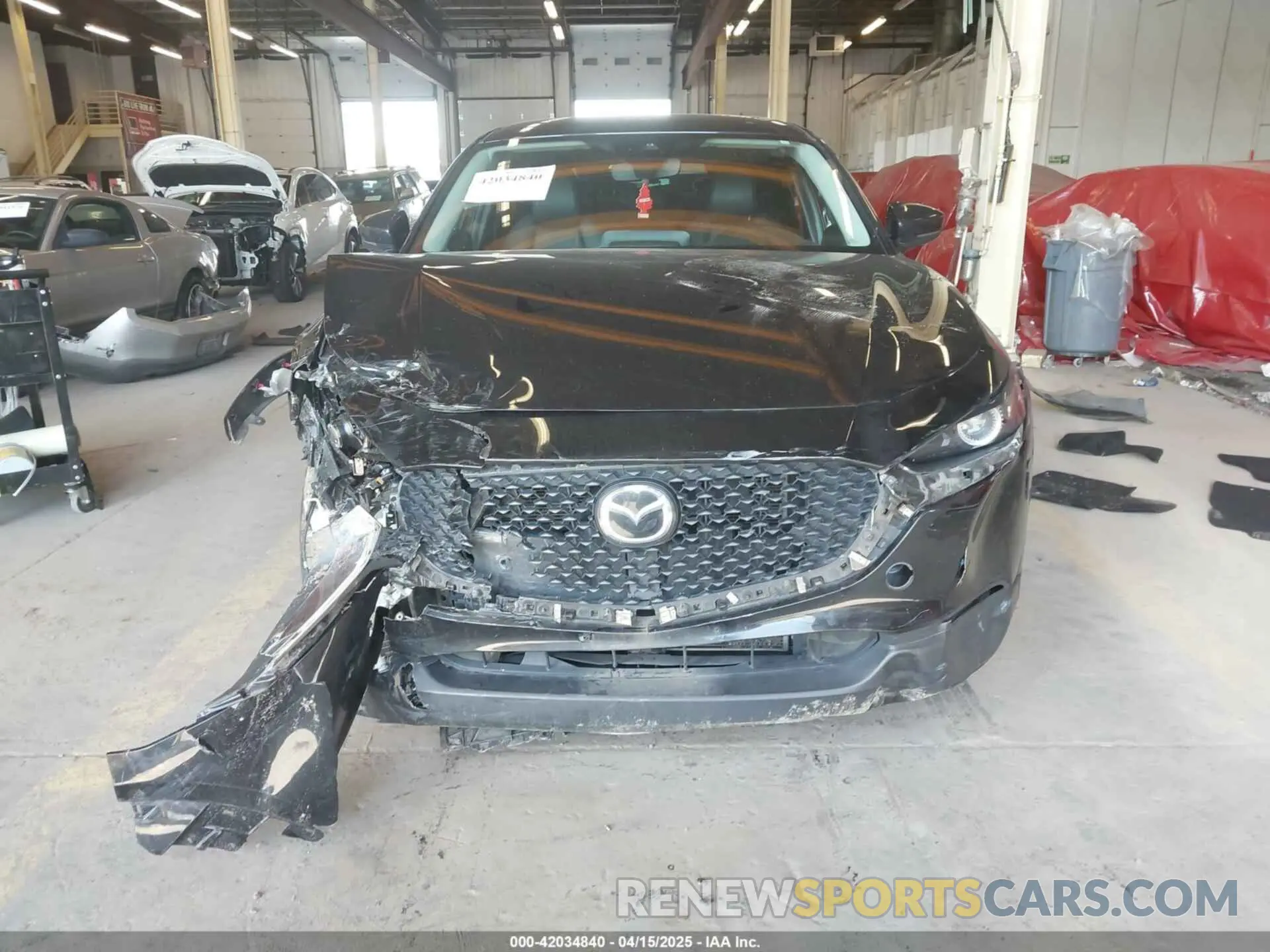 11 Фотография поврежденного автомобиля 3MVDMBBL7MM248479 MAZDA CX-30 2021