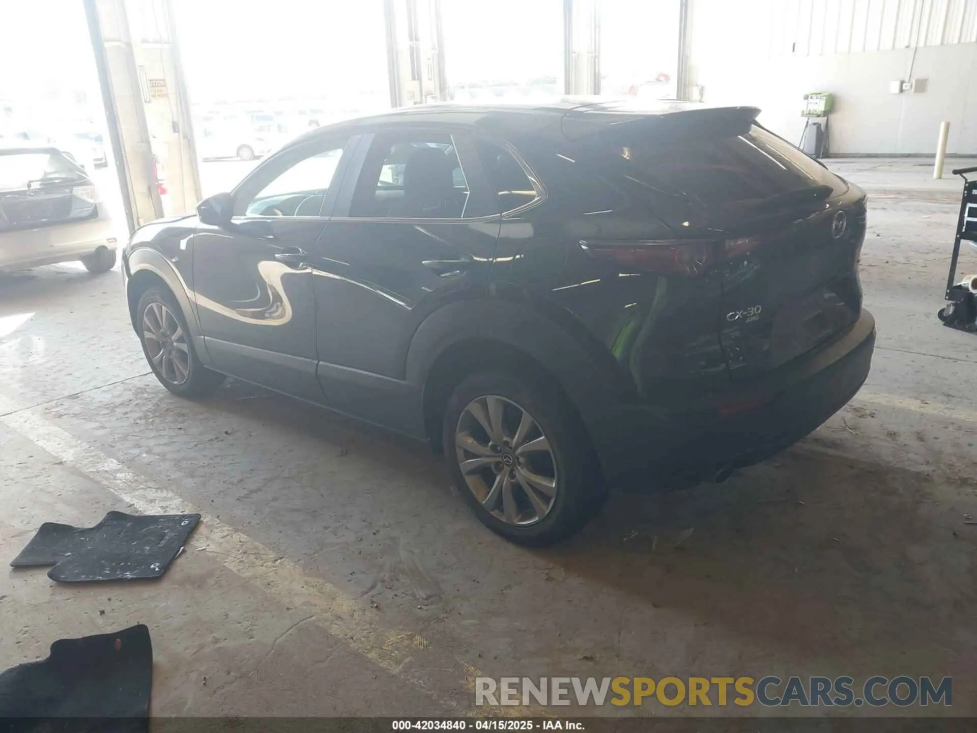3 Фотография поврежденного автомобиля 3MVDMBBL7MM248479 MAZDA CX-30 2021
