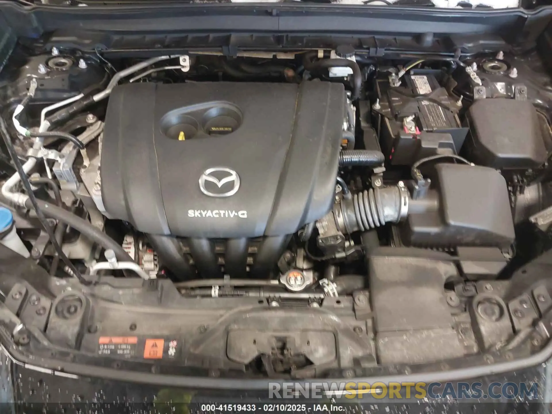 10 Photograph of a damaged car 3MVDMBBLXMM215492 MAZDA CX-30 2021