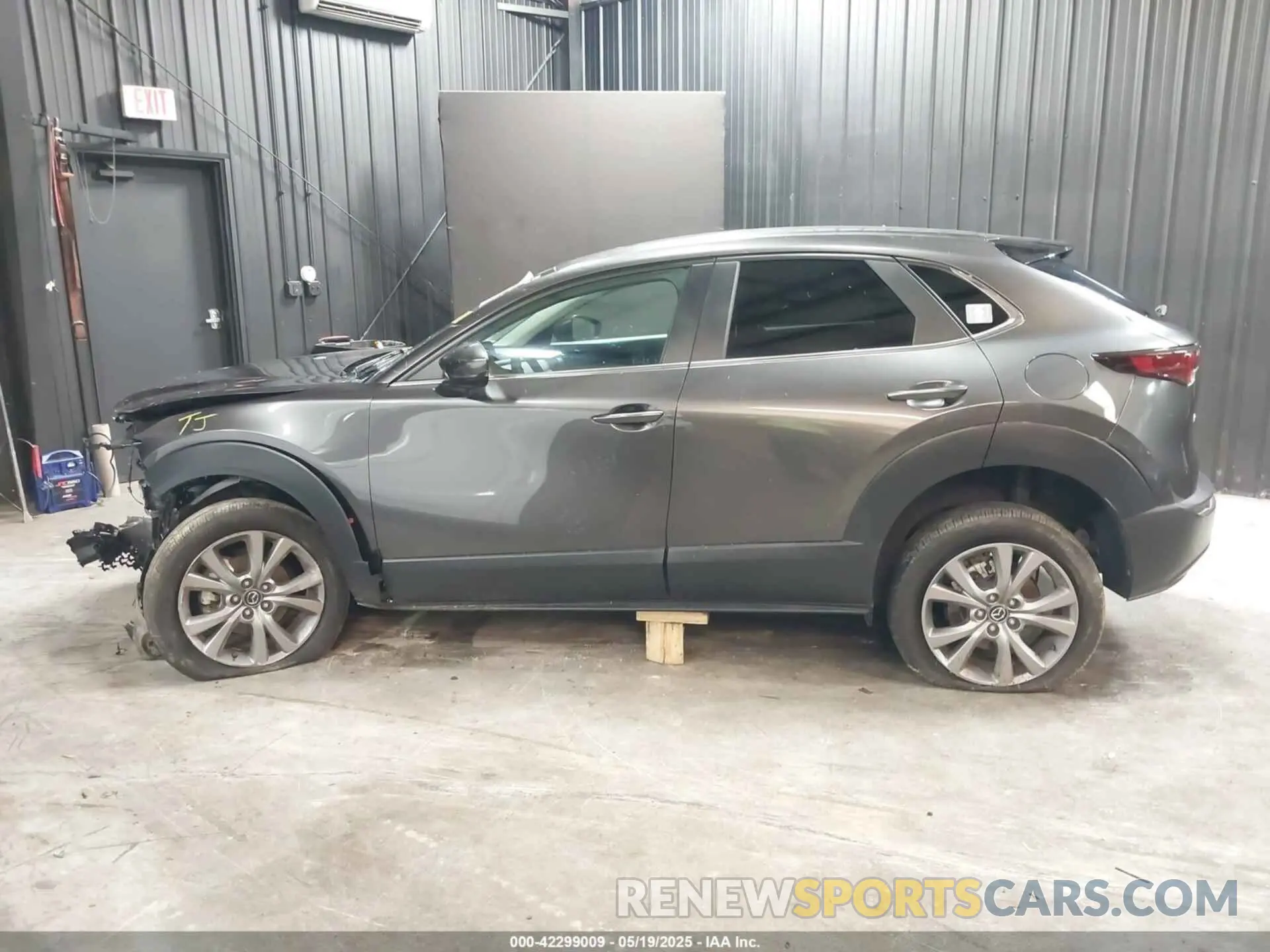 15 Фотография поврежденного автомобиля 3MVDMBCL1MM247701 MAZDA CX-30 2021