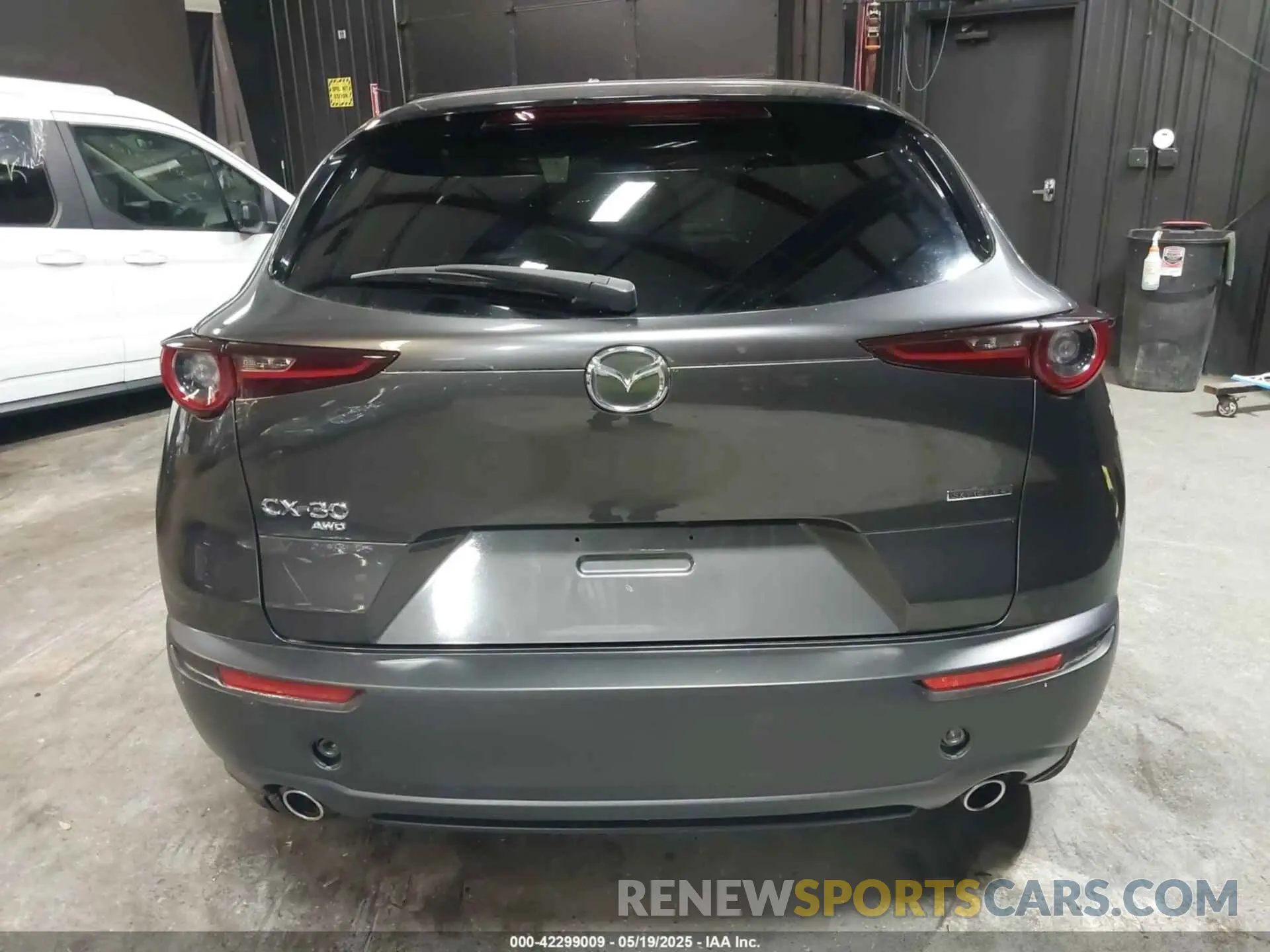 17 Фотография поврежденного автомобиля 3MVDMBCL1MM247701 MAZDA CX-30 2021