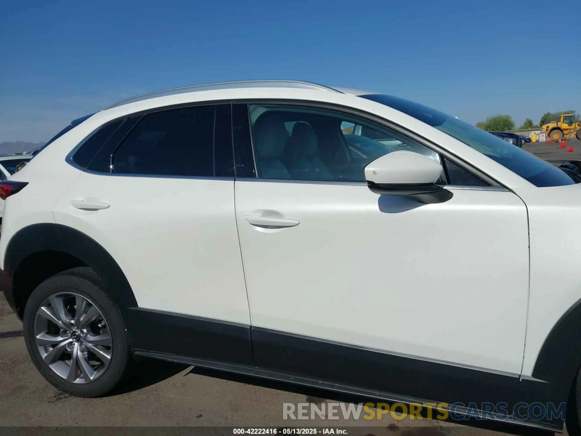13 Photograph of a damaged car 3MVDMBDL3MM272162 MAZDA CX-30 2021