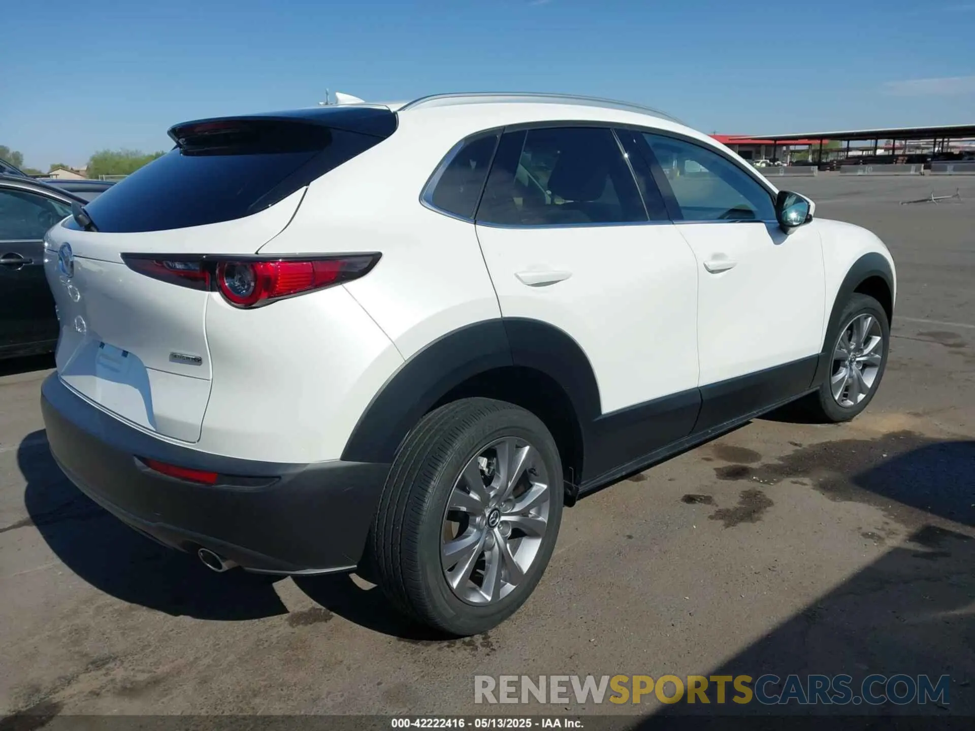 4 Photograph of a damaged car 3MVDMBDL3MM272162 MAZDA CX-30 2021