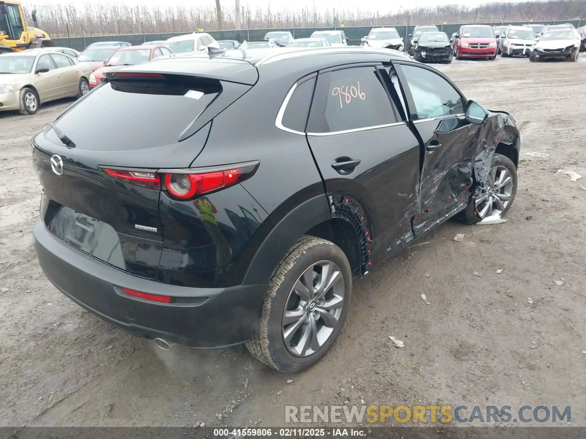 4 Photograph of a damaged car 3MVDMBDL5MM317988 MAZDA CX-30 2021