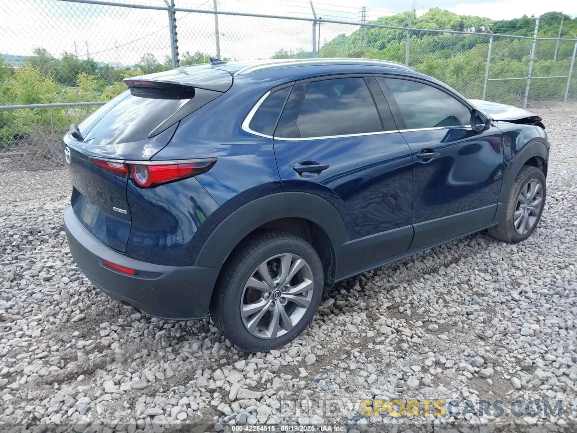 4 Photograph of a damaged car 3MVDMBDL7MM236474 MAZDA CX-30 2021