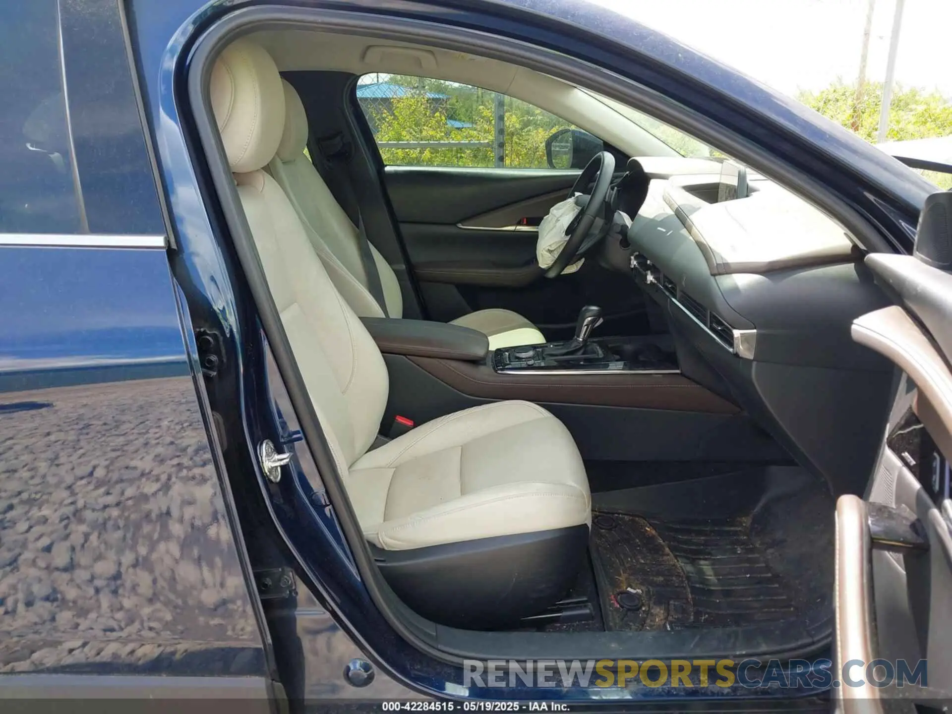 5 Photograph of a damaged car 3MVDMBDL7MM236474 MAZDA CX-30 2021