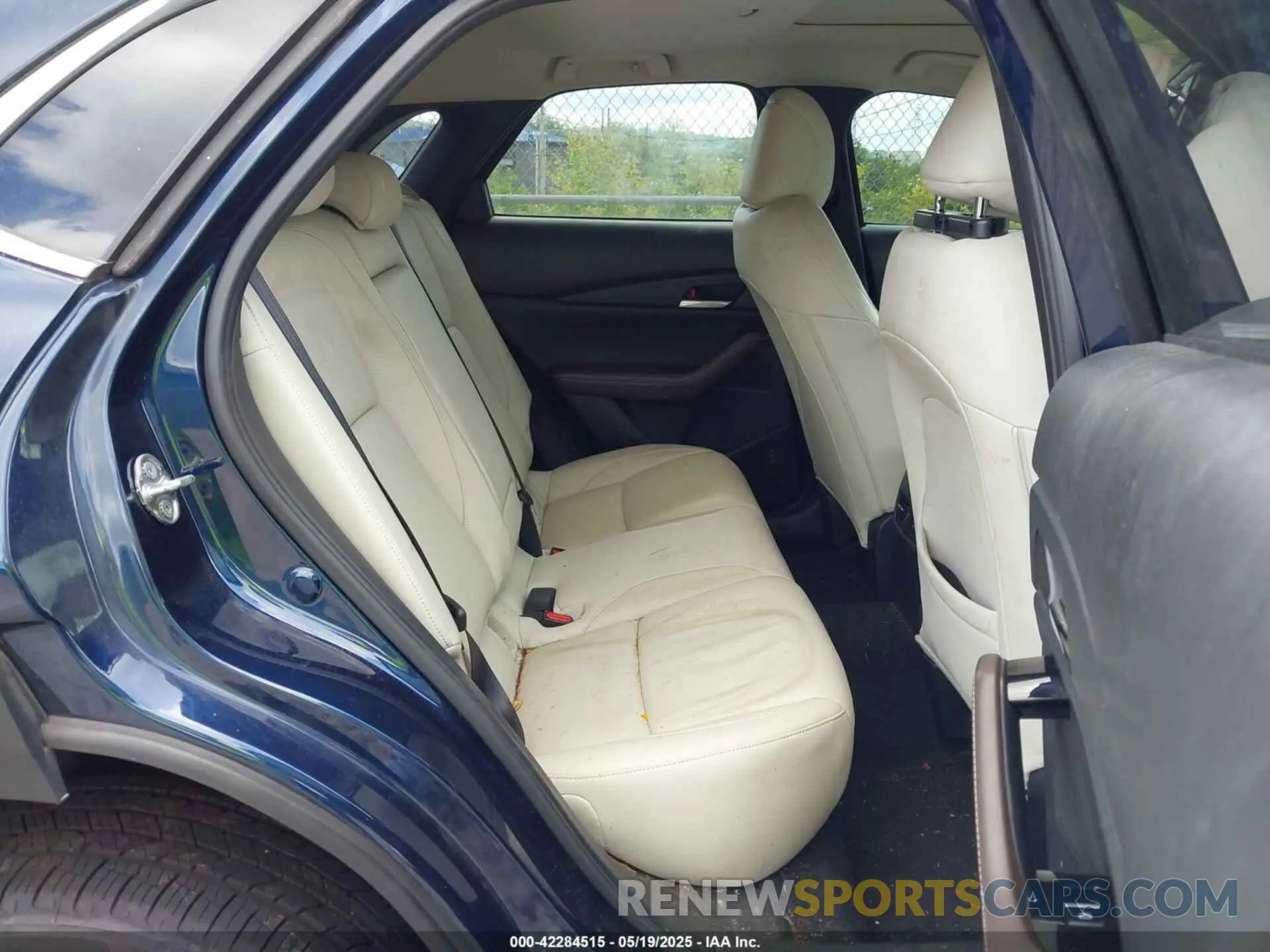 8 Photograph of a damaged car 3MVDMBDL7MM236474 MAZDA CX-30 2021