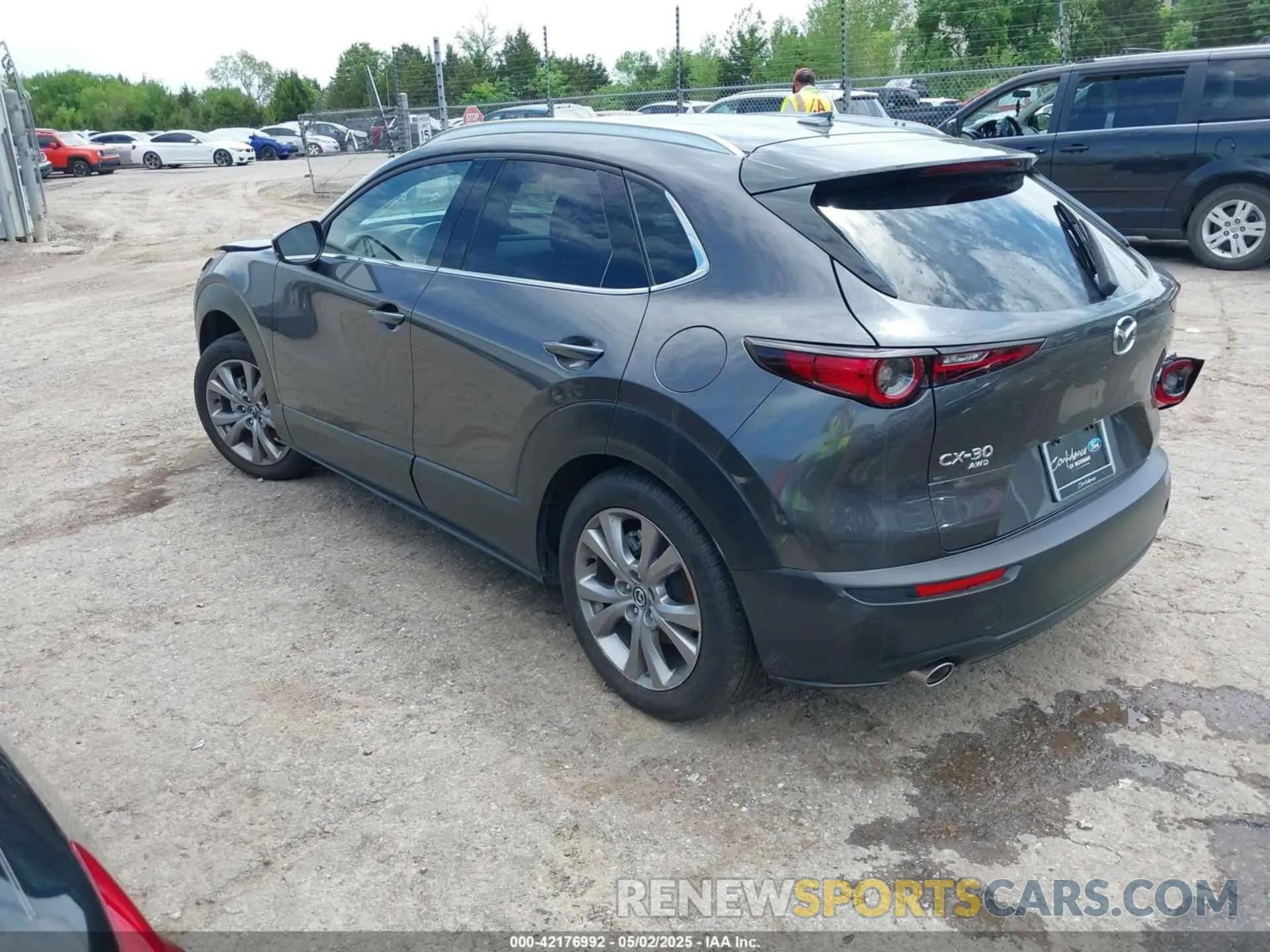 3 Photograph of a damaged car 3MVDMBDL9MM256984 MAZDA CX-30 2021