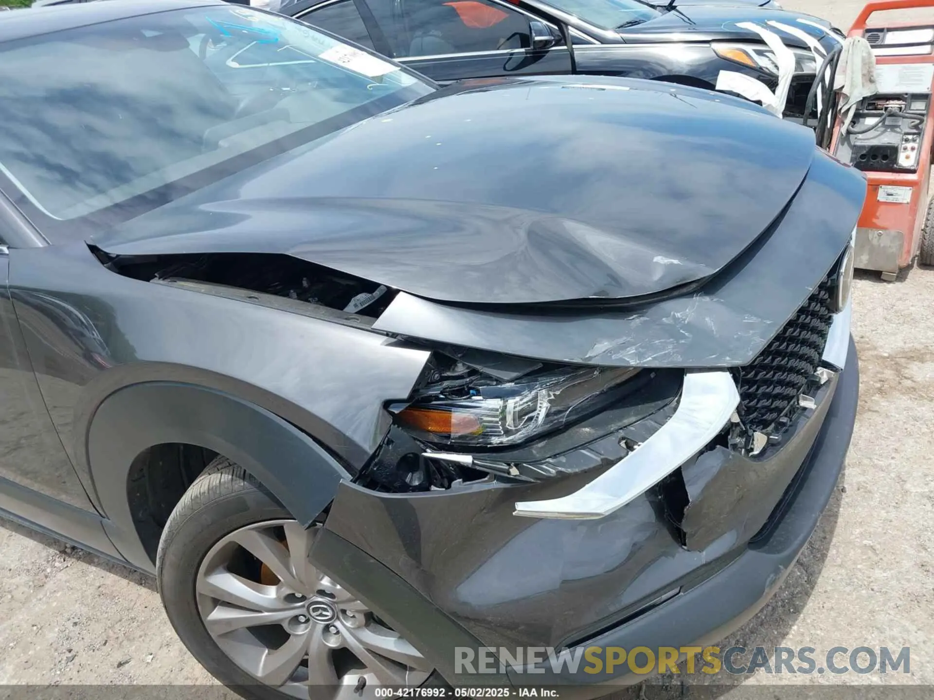 6 Photograph of a damaged car 3MVDMBDL9MM256984 MAZDA CX-30 2021