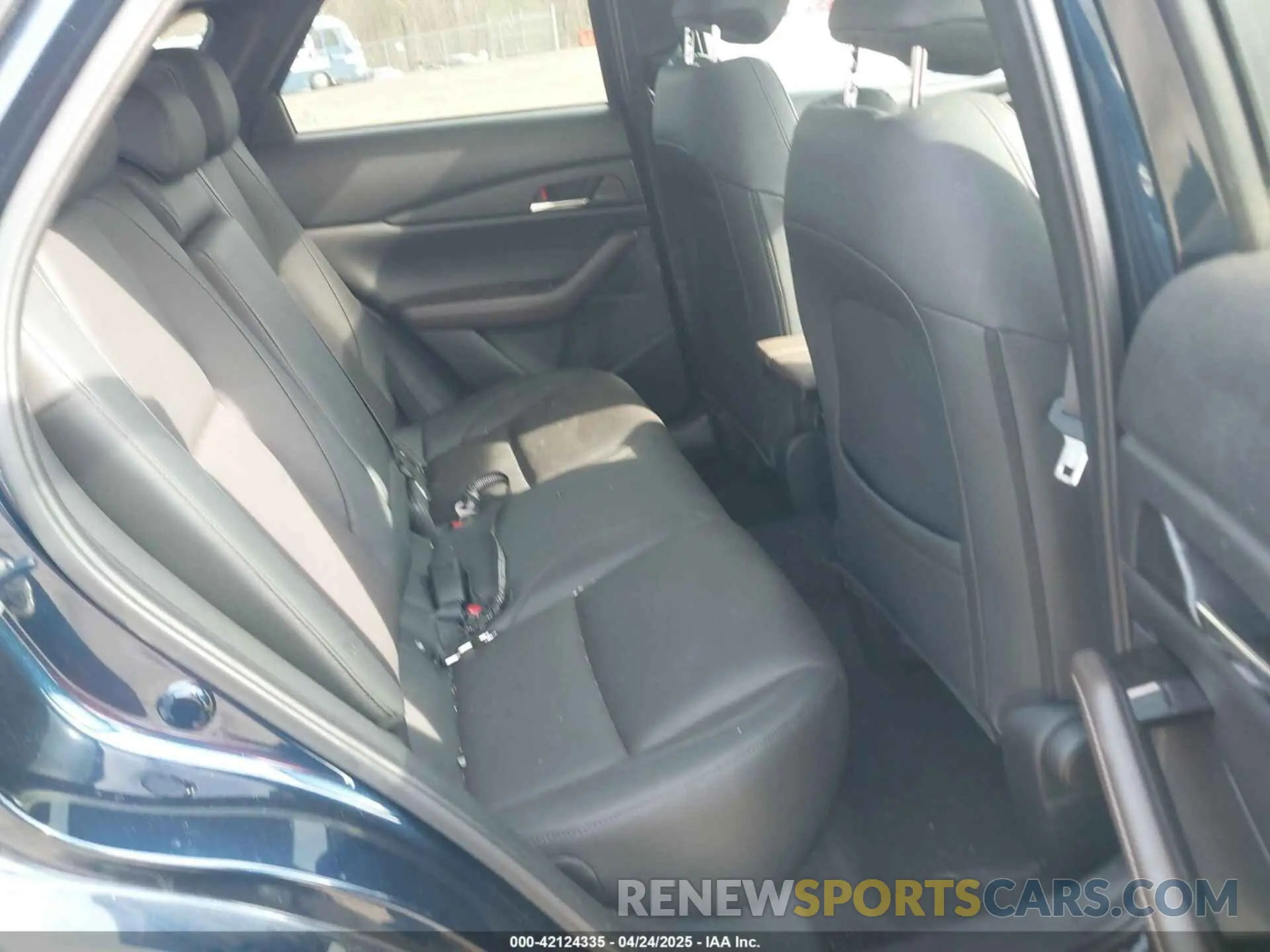 8 Фотография поврежденного автомобиля 3MVDMBDM4MM238367 MAZDA CX-30 2021