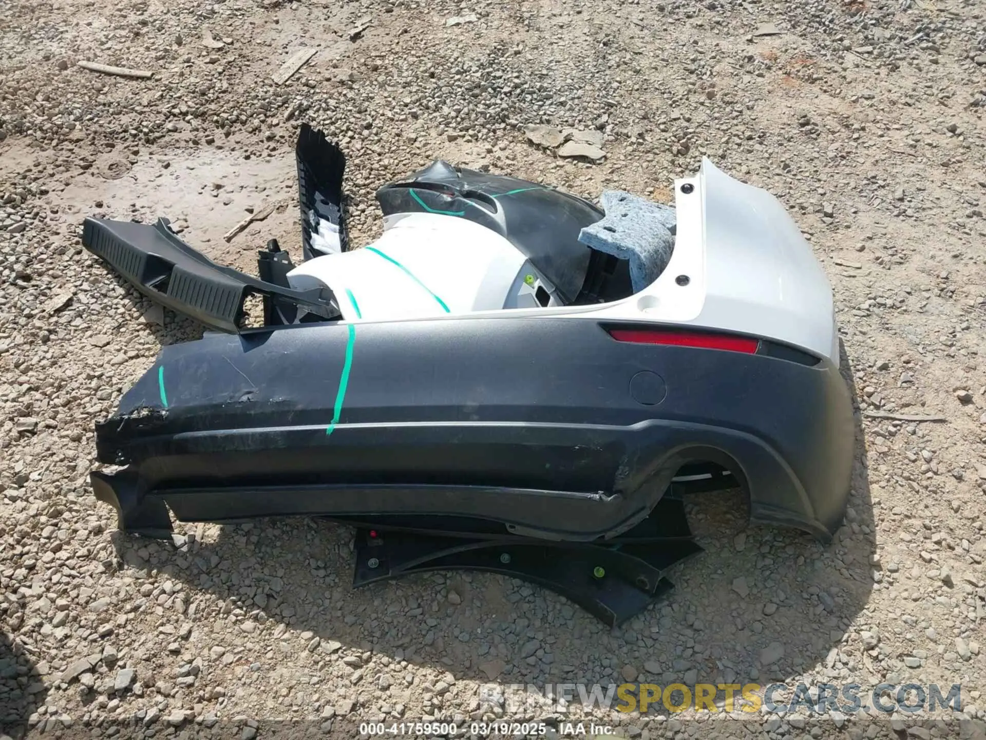 12 Photograph of a damaged car 3MVDMBDYXMM231104 MAZDA CX-30 2021
