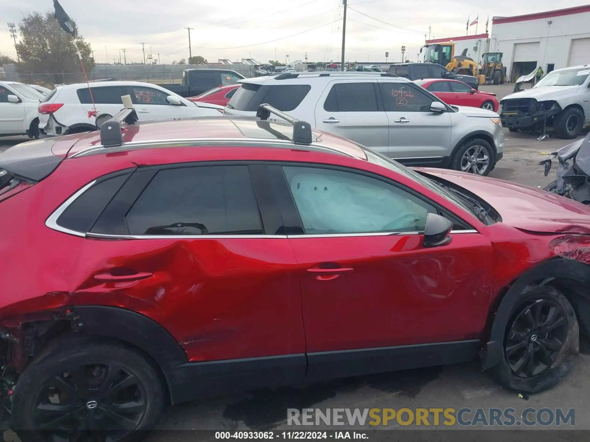 13 Photograph of a damaged car 3MVDMBEY4MM268681 MAZDA CX-30 2021