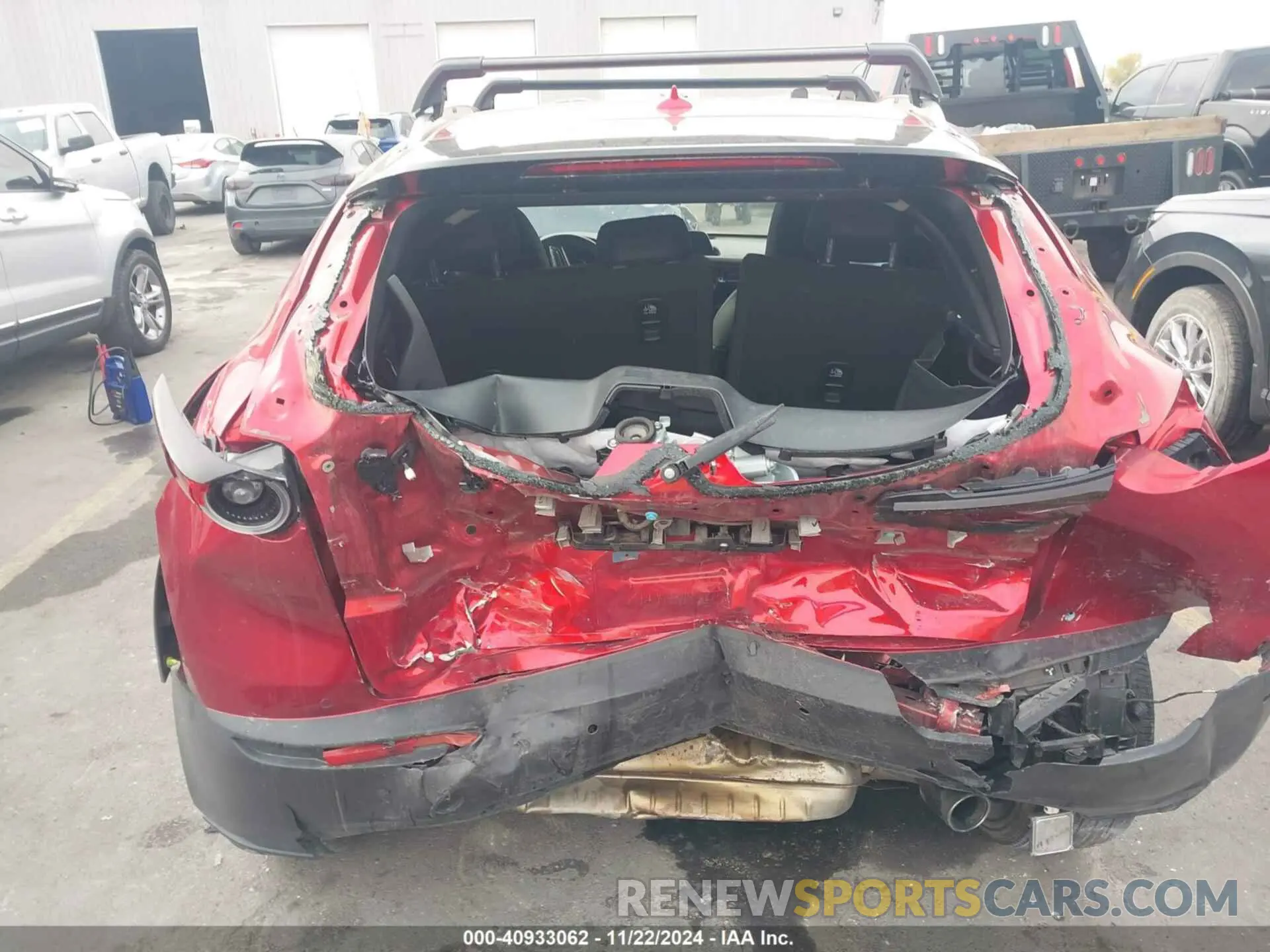 16 Photograph of a damaged car 3MVDMBEY4MM268681 MAZDA CX-30 2021