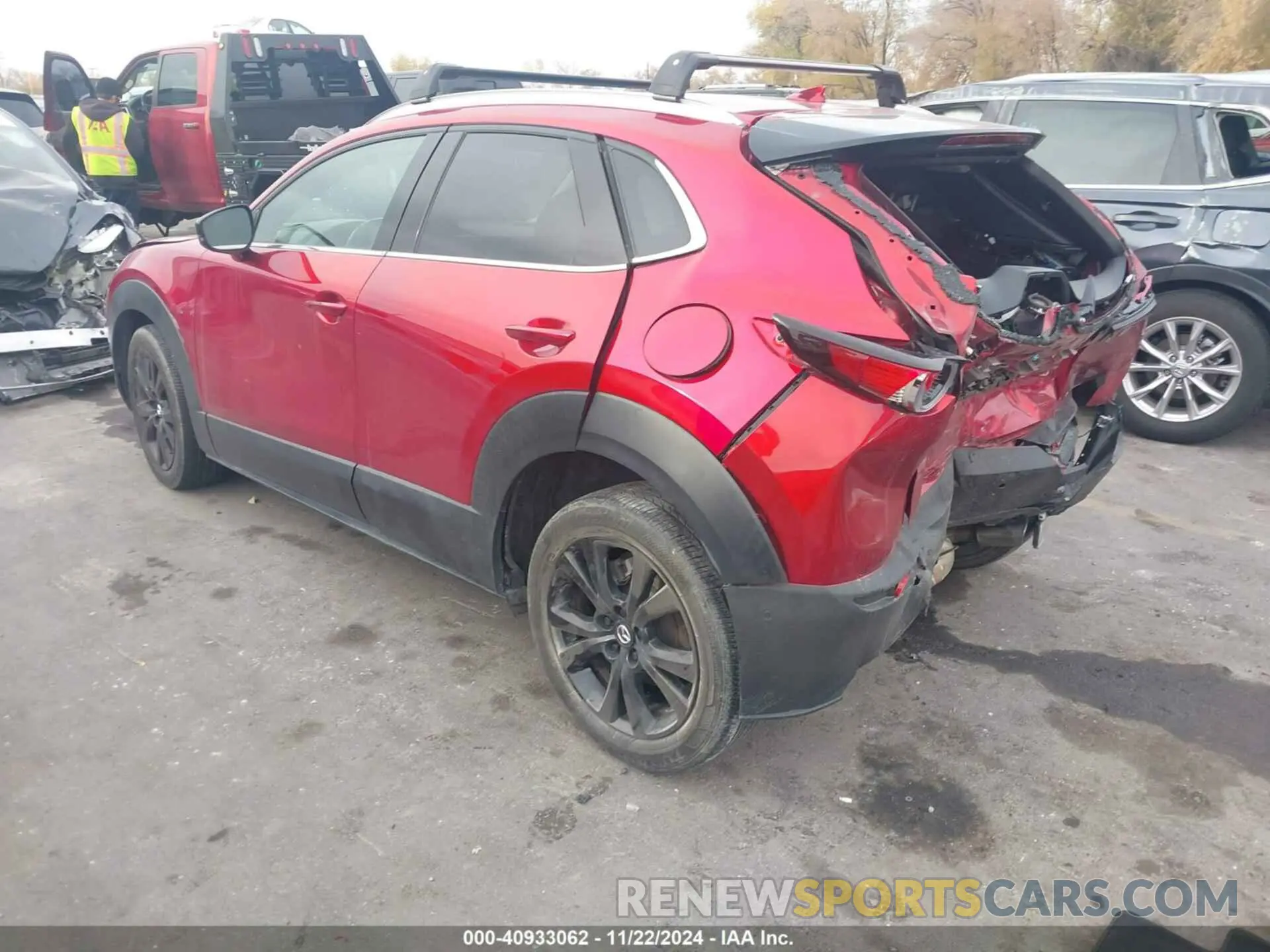 3 Photograph of a damaged car 3MVDMBEY4MM268681 MAZDA CX-30 2021