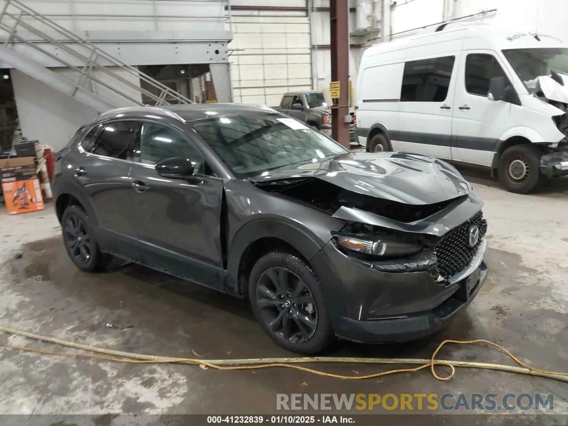 1 Photograph of a damaged car 3MVDMBEYXMM302297 MAZDA CX-30 2021