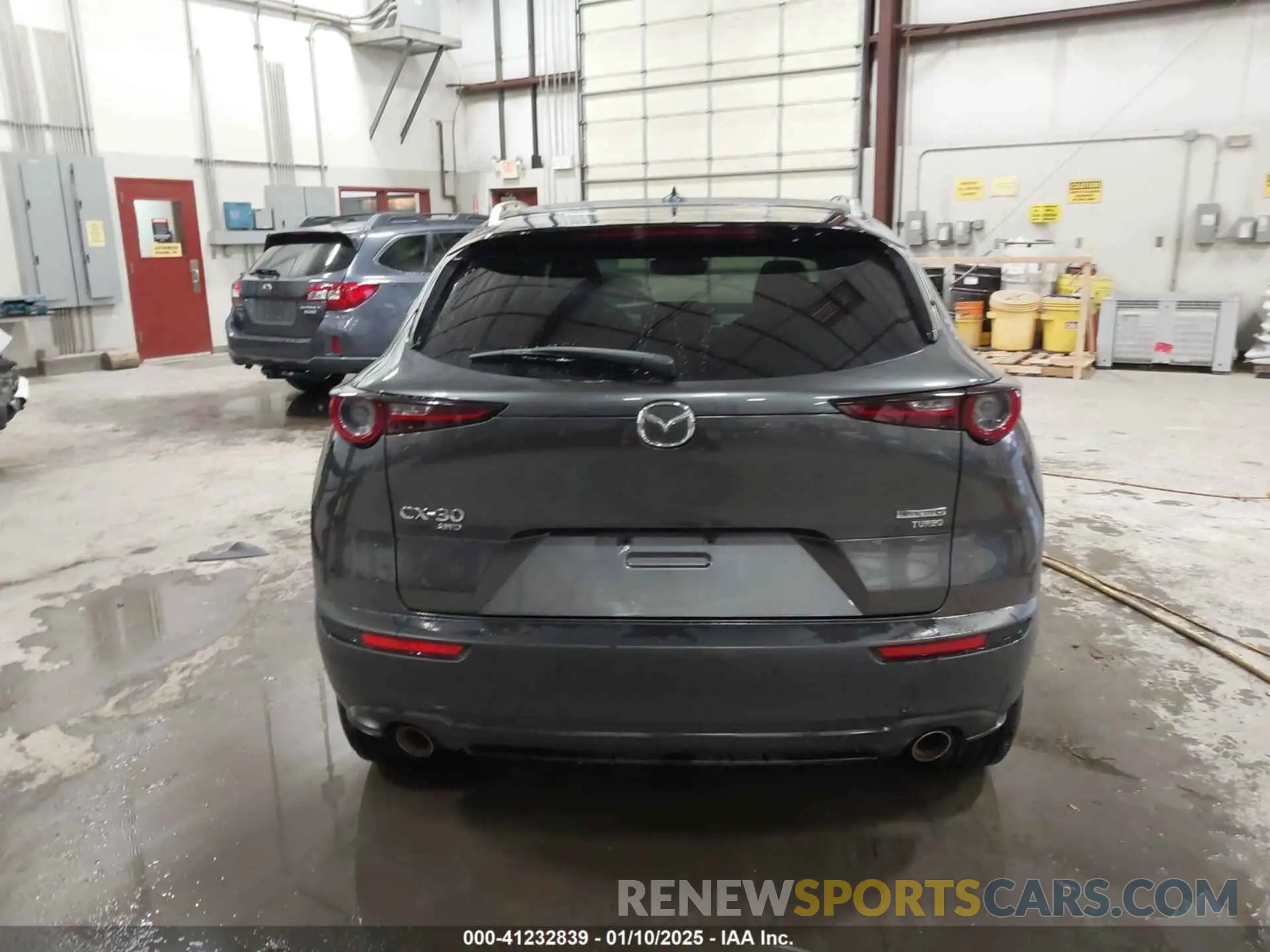 16 Photograph of a damaged car 3MVDMBEYXMM302297 MAZDA CX-30 2021