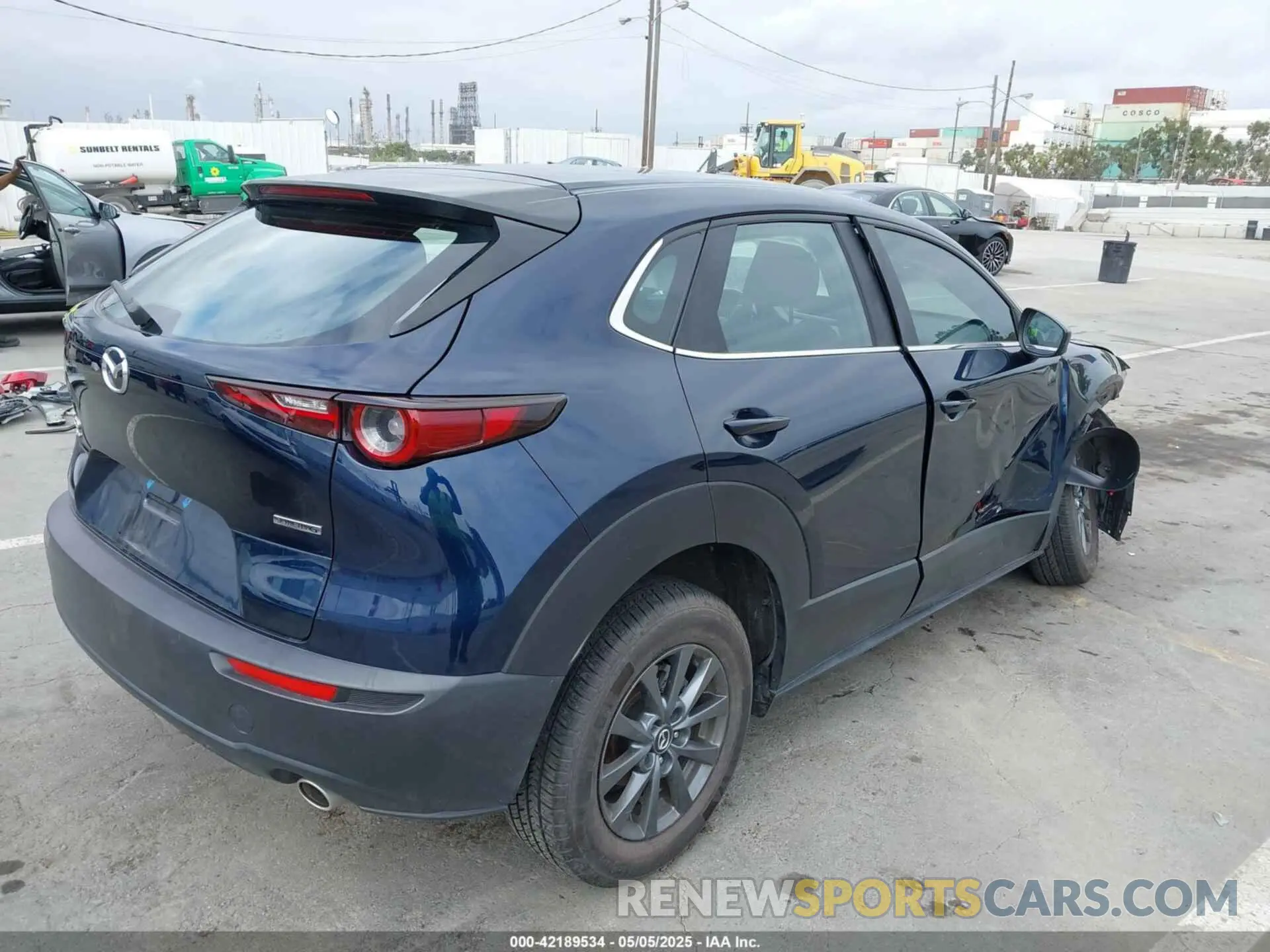 4 Фотография поврежденного автомобиля 3MVDMBAL6NM401498 MAZDA CX-30 2022