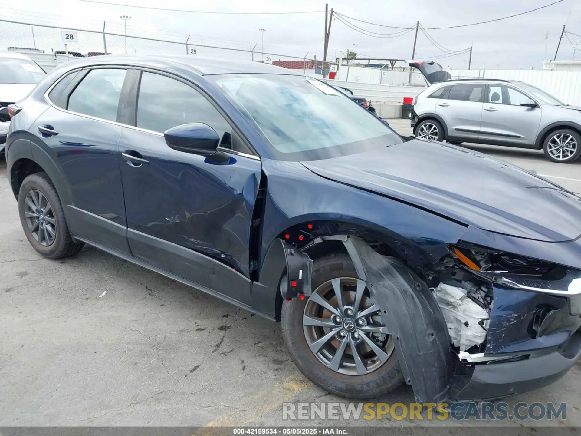 6 Фотография поврежденного автомобиля 3MVDMBAL6NM401498 MAZDA CX-30 2022