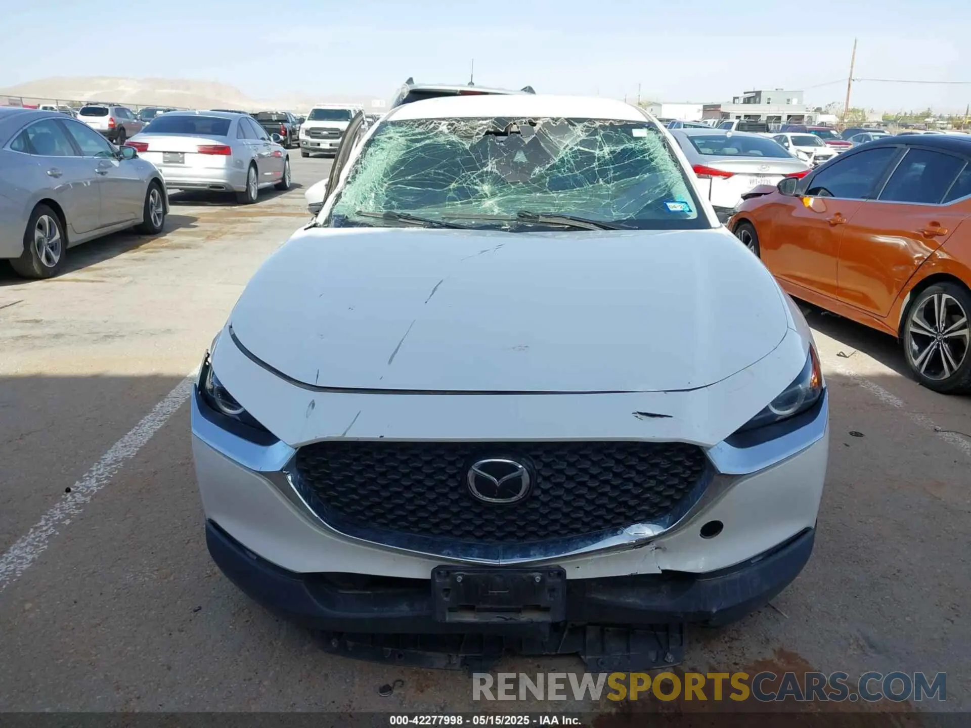 12 Photograph of a damaged car 3MVDMBAL9NM415797 MAZDA CX-30 2022