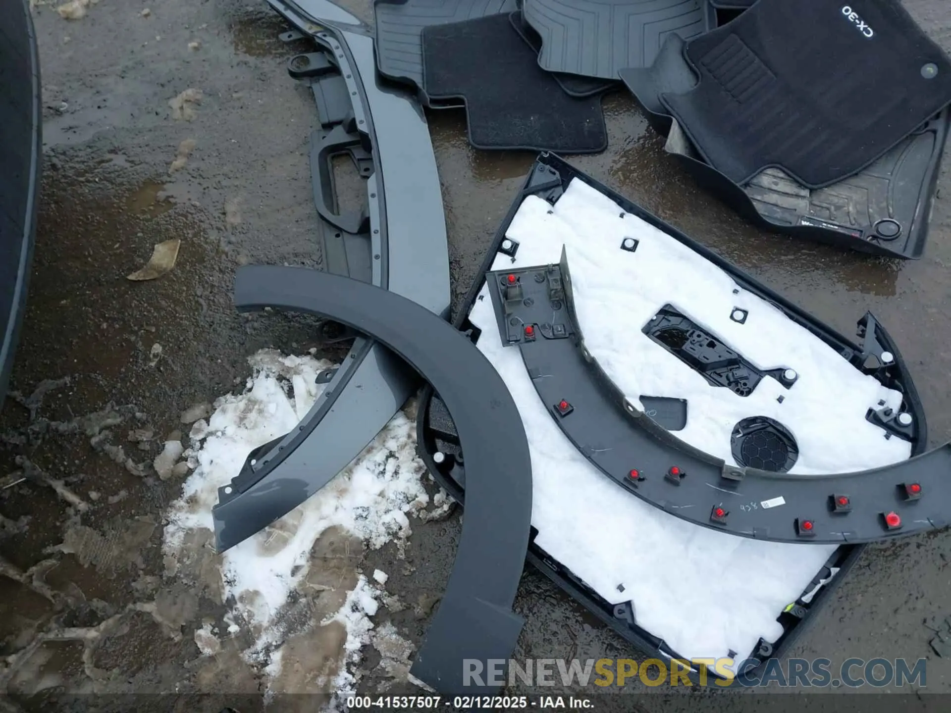 12 Фотография поврежденного автомобиля 3MVDMBBL2NM456710 MAZDA CX-30 2022