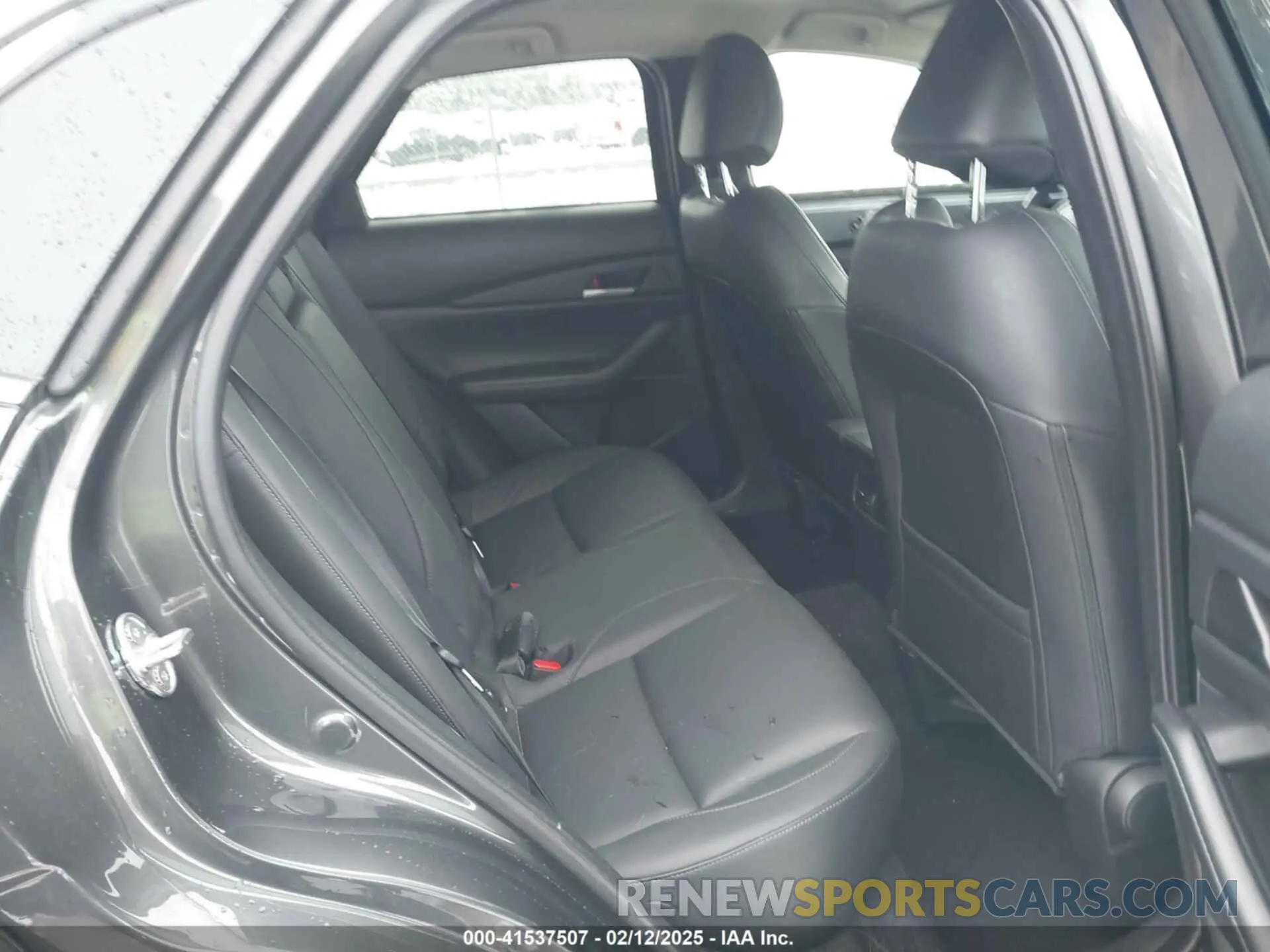 8 Фотография поврежденного автомобиля 3MVDMBBL2NM456710 MAZDA CX-30 2022