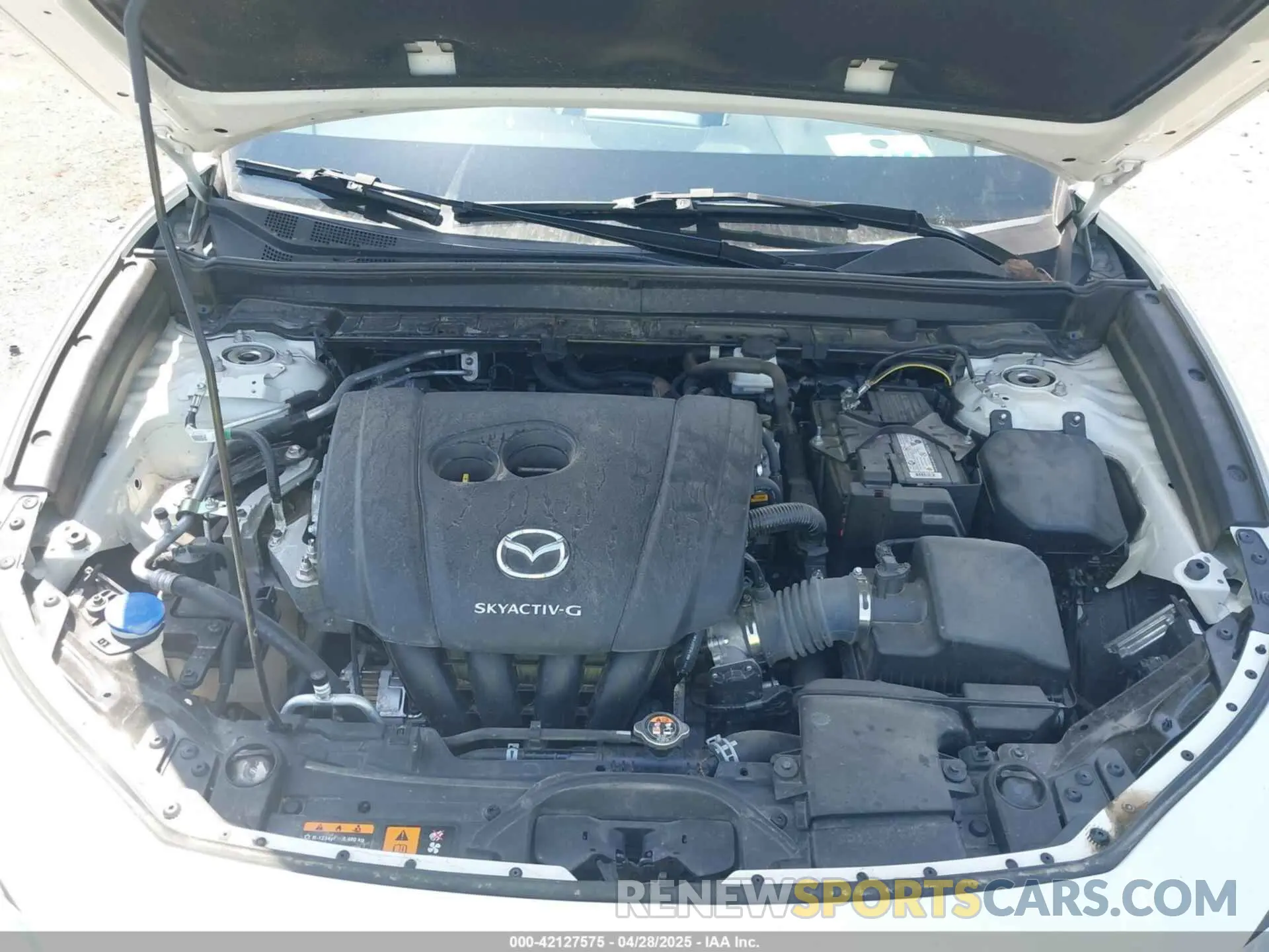 10 Фотография поврежденного автомобиля 3MVDMBBL3NM400887 MAZDA CX-30 2022