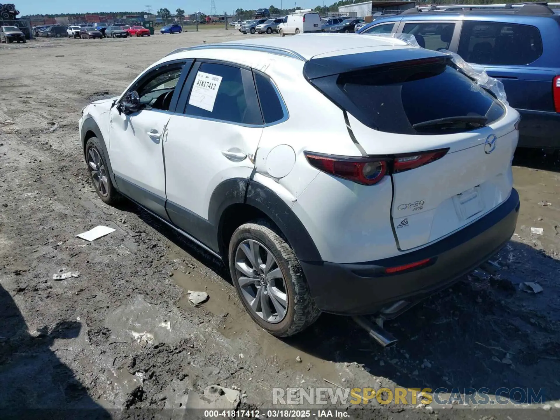 3 Photograph of a damaged car 3MVDMBBL3NM428172 MAZDA CX-30 2022
