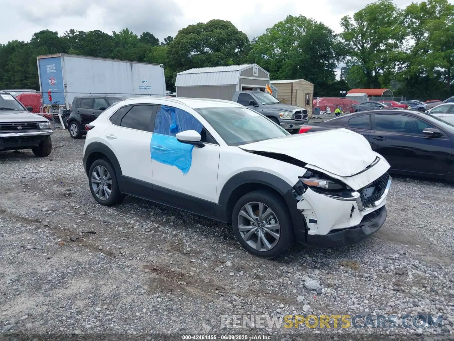 1 Photograph of a damaged car 3MVDMBBL5NM446978 MAZDA CX-30 2022
