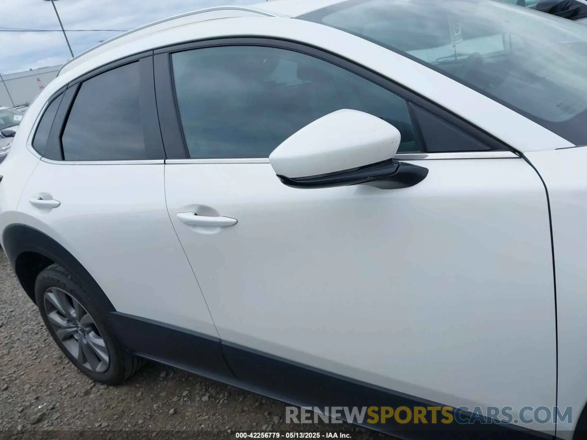 13 Photograph of a damaged car 3MVDMBBL6NM448870 MAZDA CX-30 2022