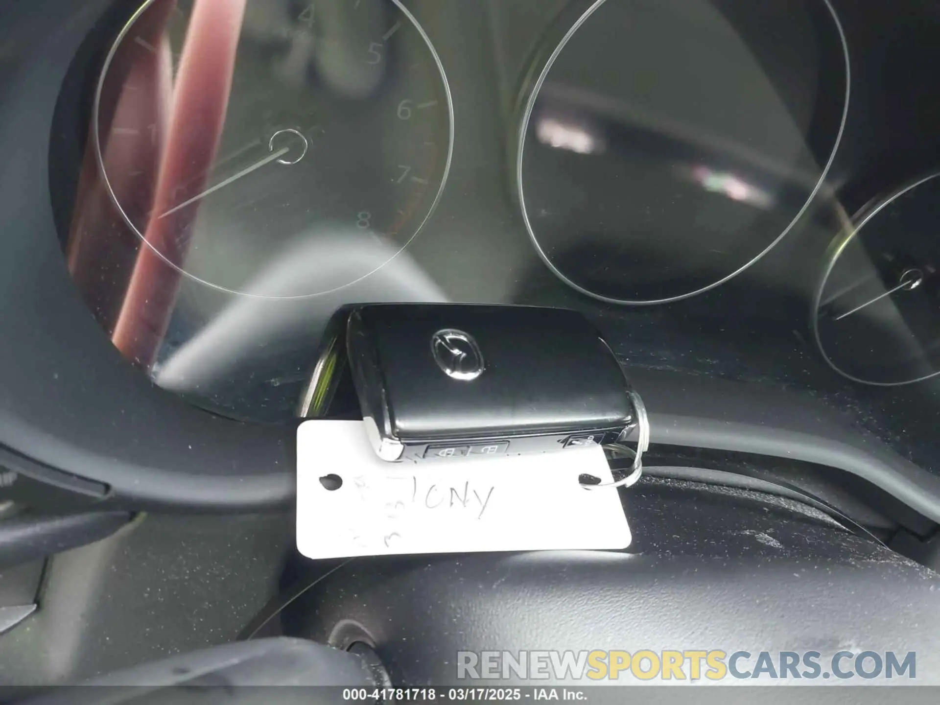 11 Photograph of a damaged car 3MVDMBBL7NM450420 MAZDA CX-30 2022