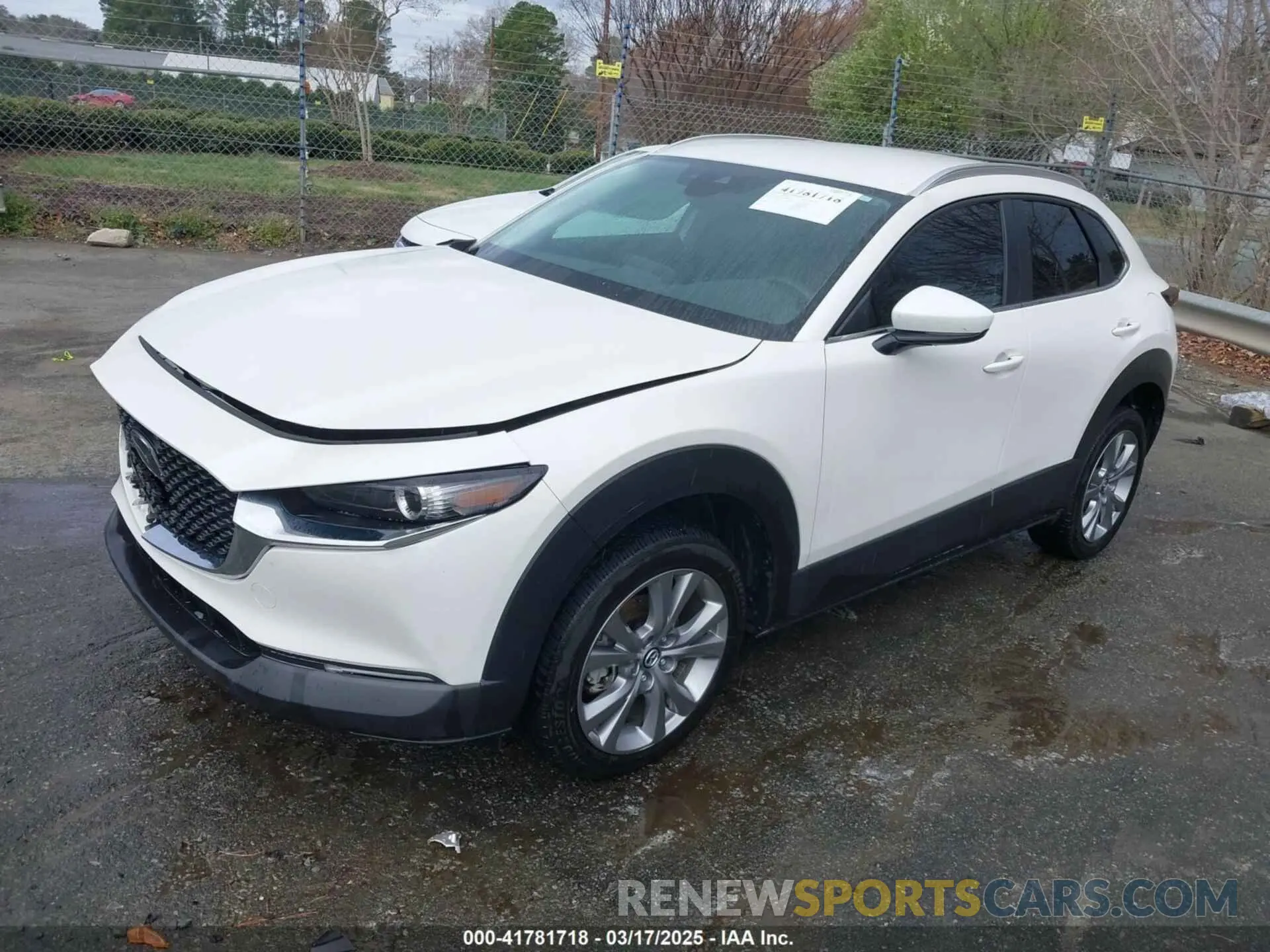 2 Photograph of a damaged car 3MVDMBBL7NM450420 MAZDA CX-30 2022