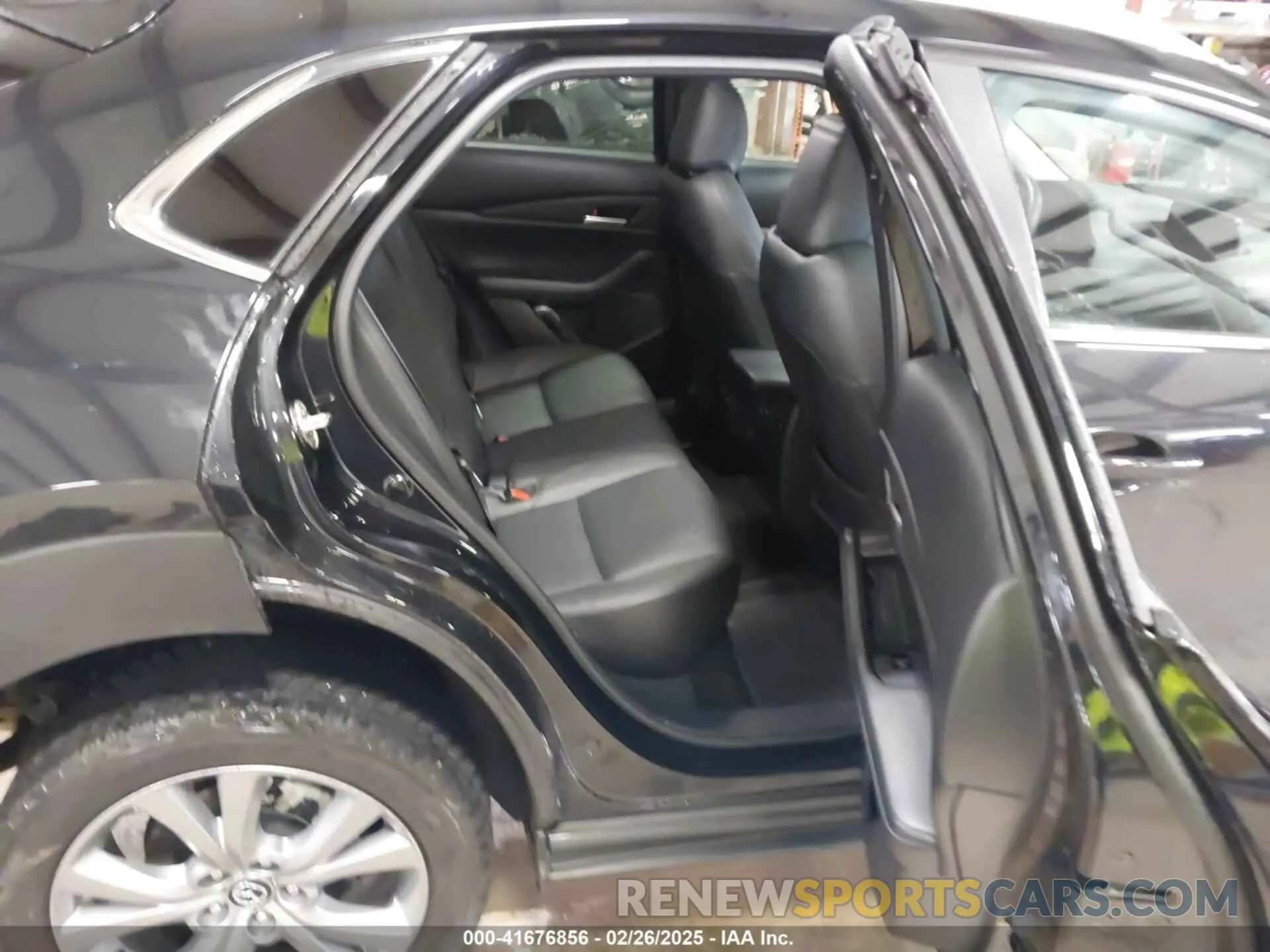 8 Фотография поврежденного автомобиля 3MVDMBBL8NM430516 MAZDA CX-30 2022